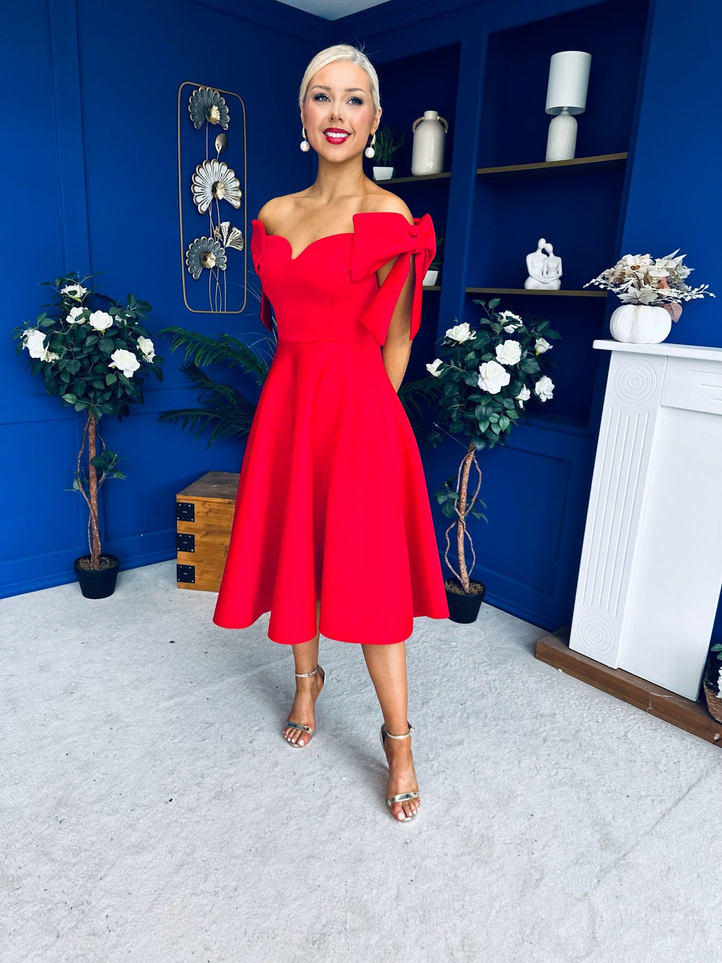 Leanne Bardot Detailed Occasion Dress Red