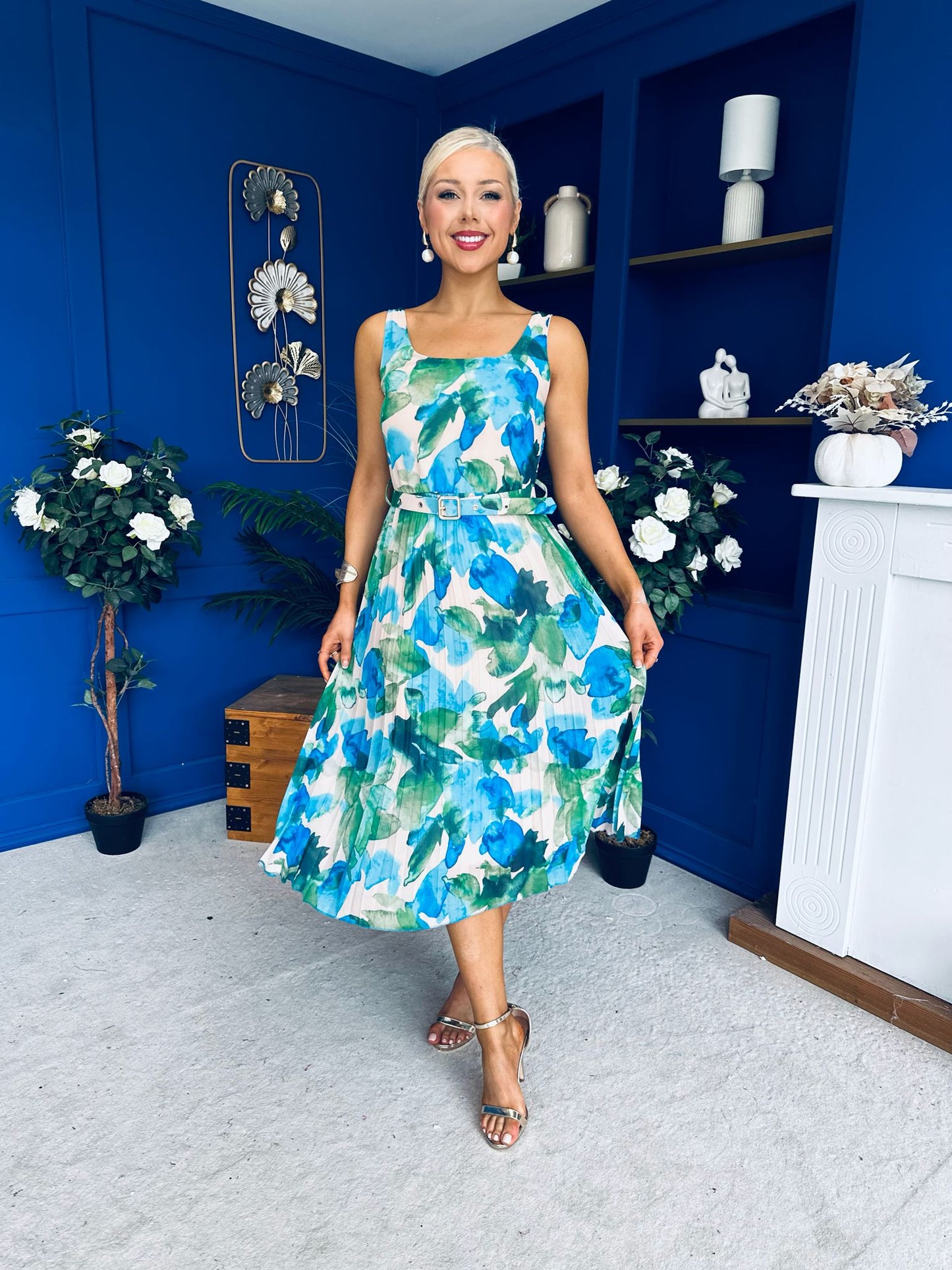 Sorcha Pleated Midi Dress Floral Blue