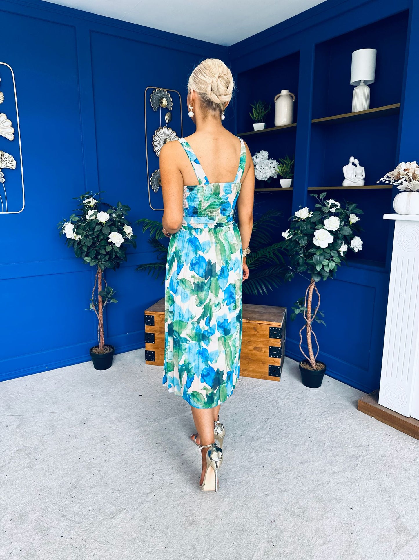Sorcha Pleated Midi Dress Floral Blue