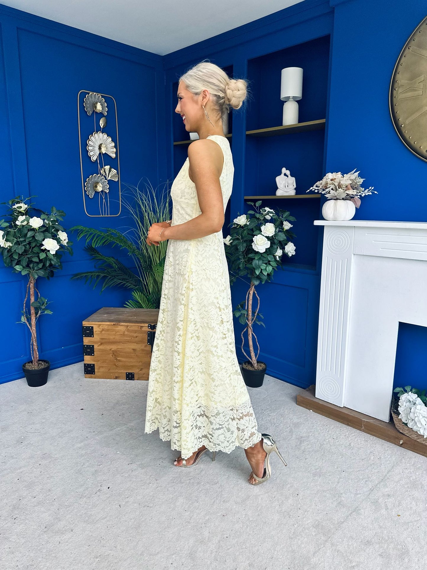 Catalina Detailed Lace Occasion Dress Yellow