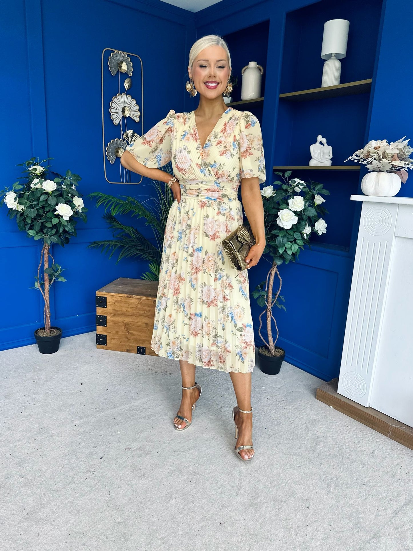 Kaylee Pleated Midi Dress Floral Yellow