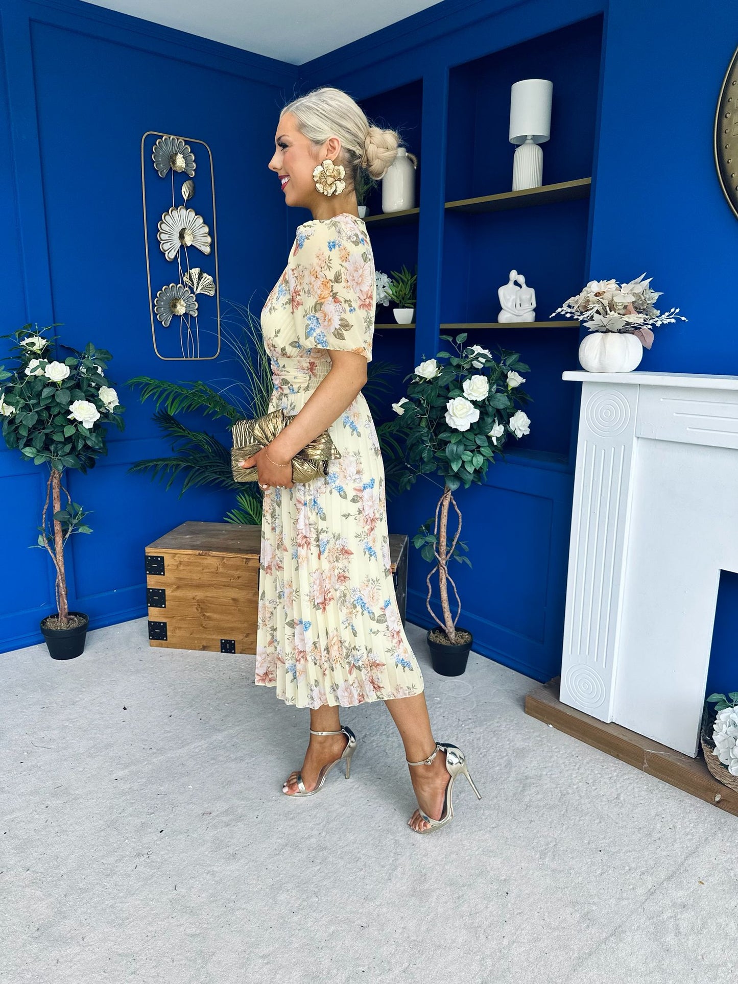 Kaylee Pleated Midi Dress Floral Yellow