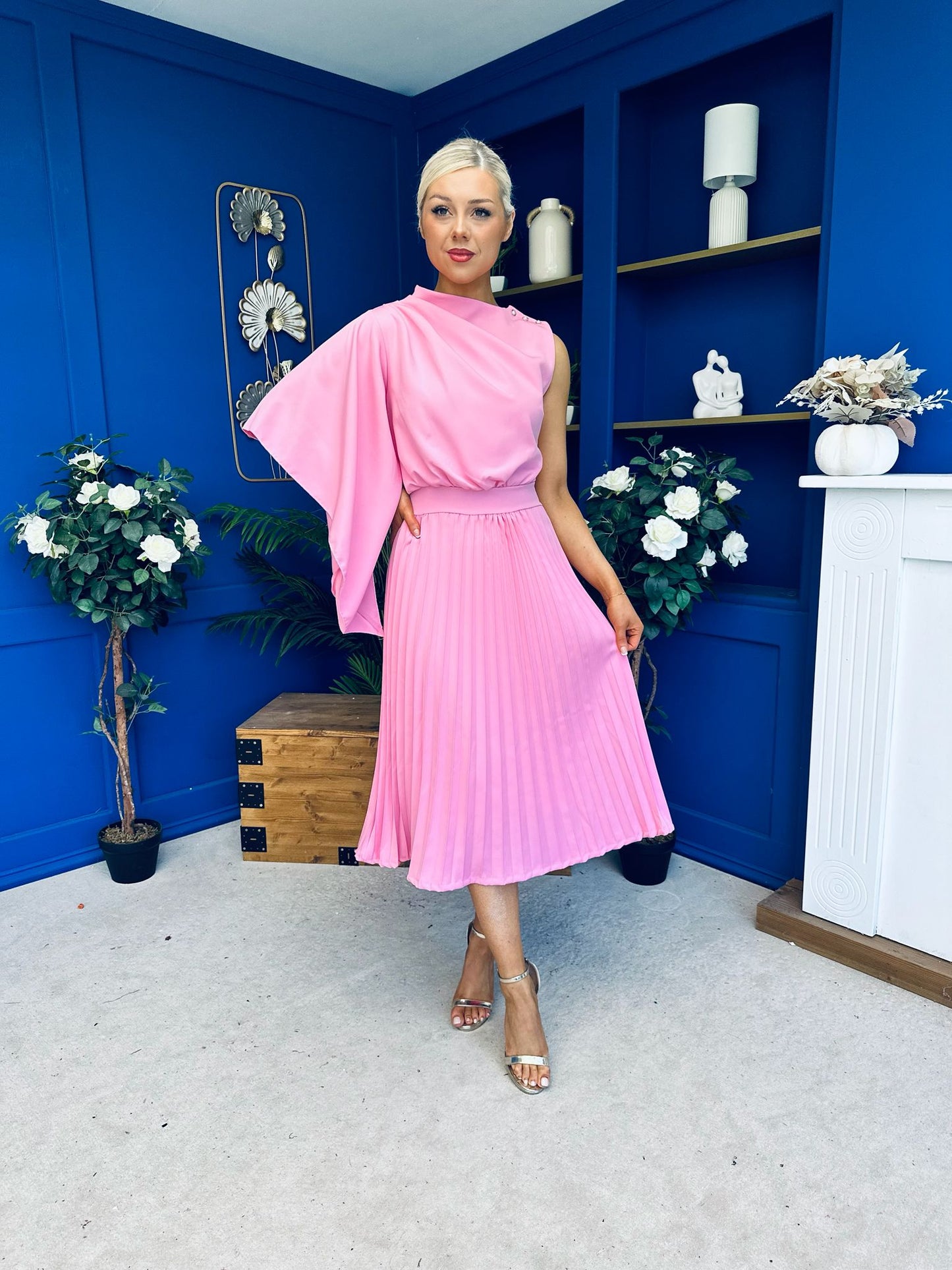 Arabella Pleated Occasion Midi Dress Baby Pink