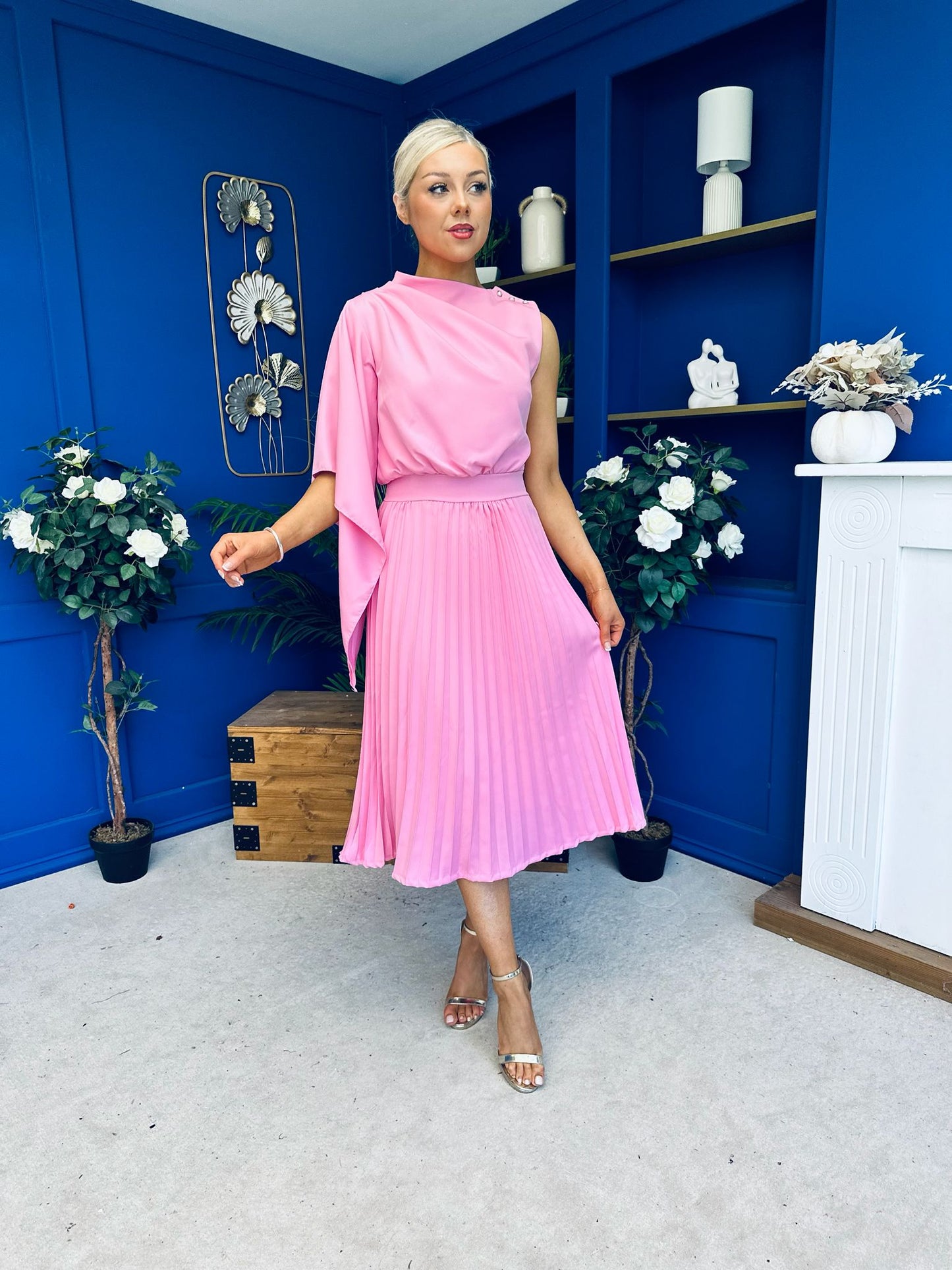 Arabella Pleated Occasion Midi Dress Baby Pink