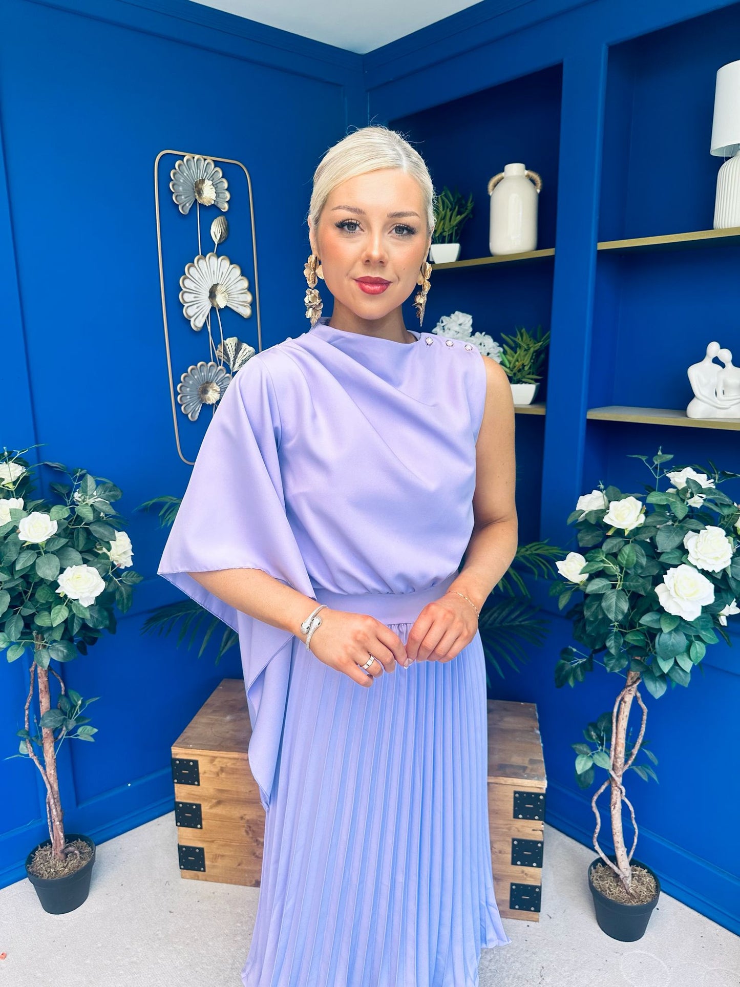 Arabella Pleated Occasion Midi Dress Lilac