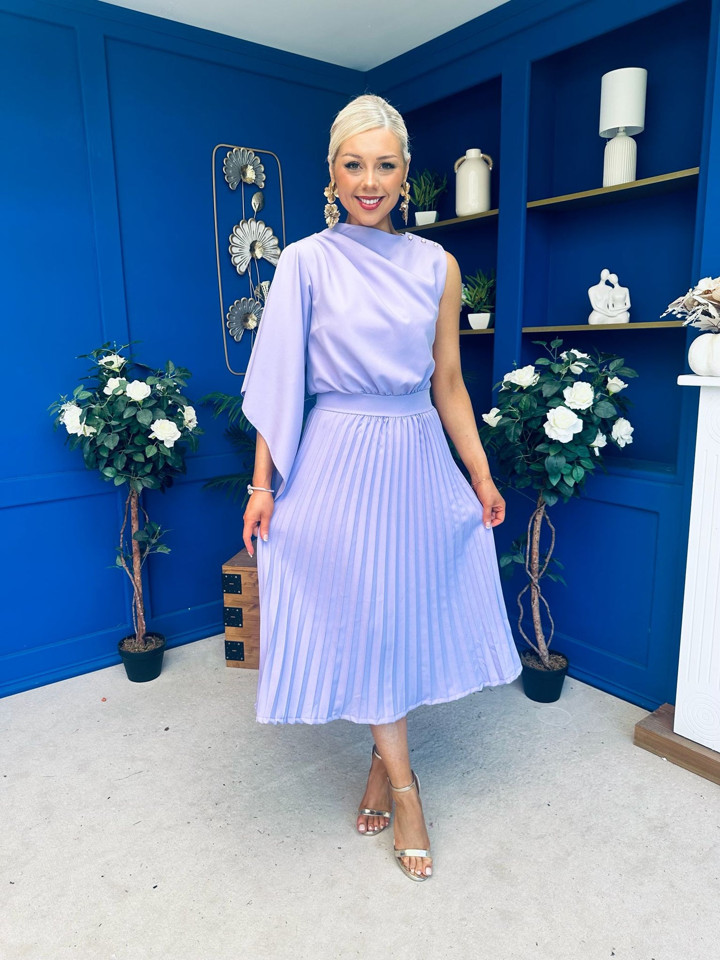 Arabella Pleated Occasion Midi Dress Lilac