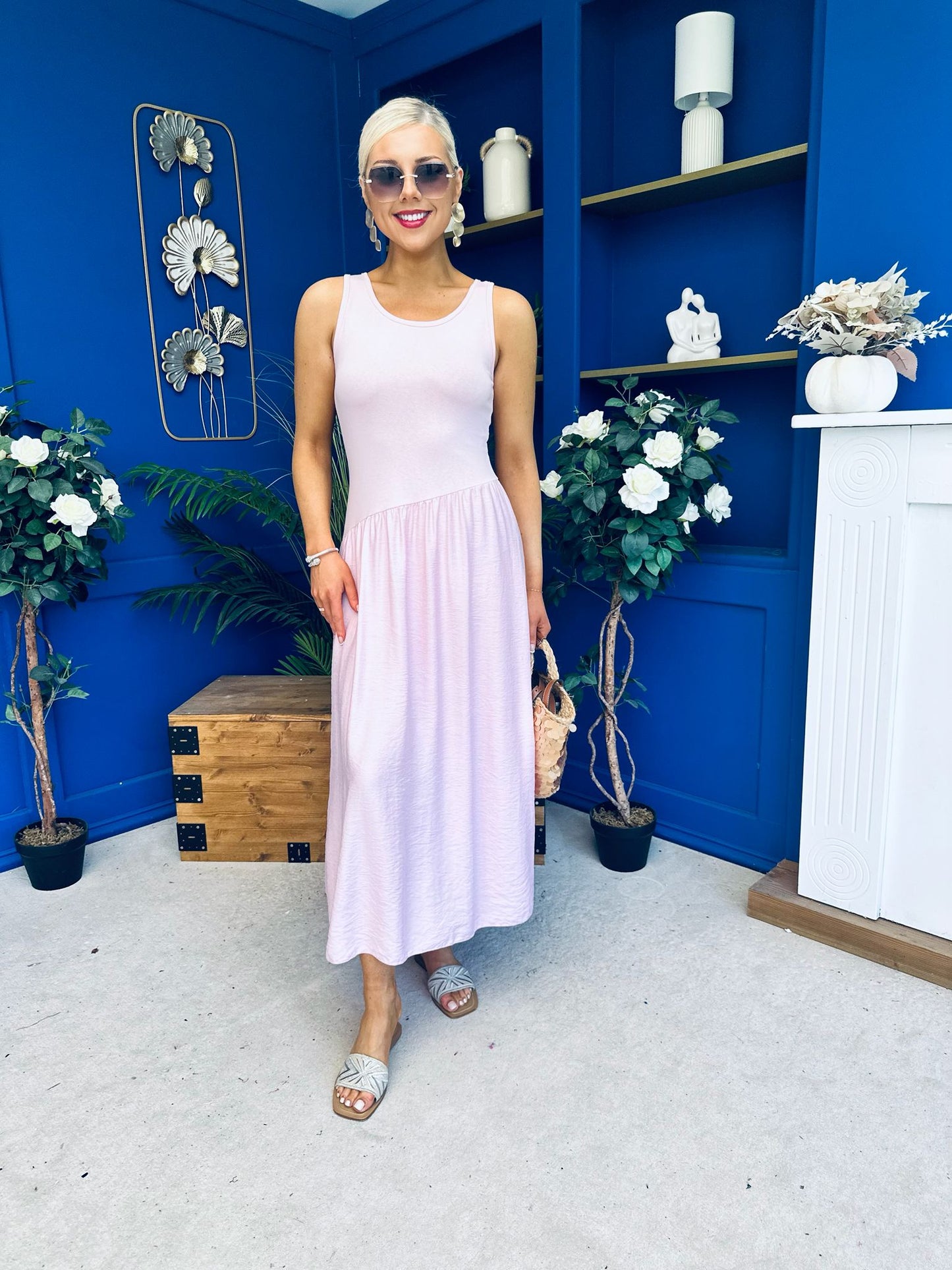 Dorris Detailed Midi Dress Pink