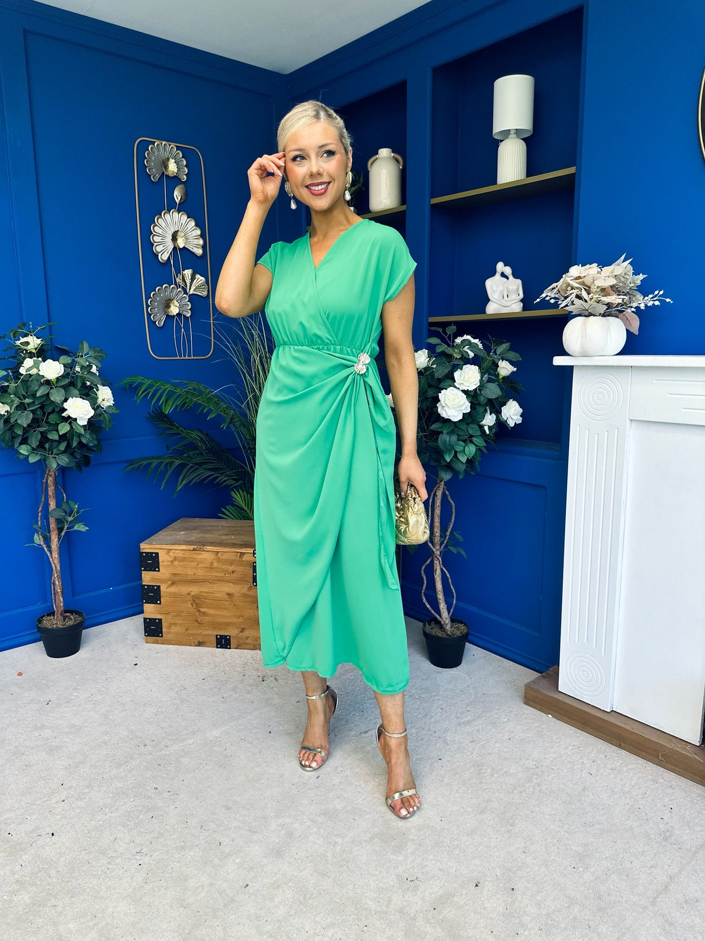 Opal Gold Clasp Detailed Midi Dress Emerald