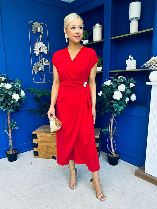 Opal Gold Clasp Detailed Midi Dress Red