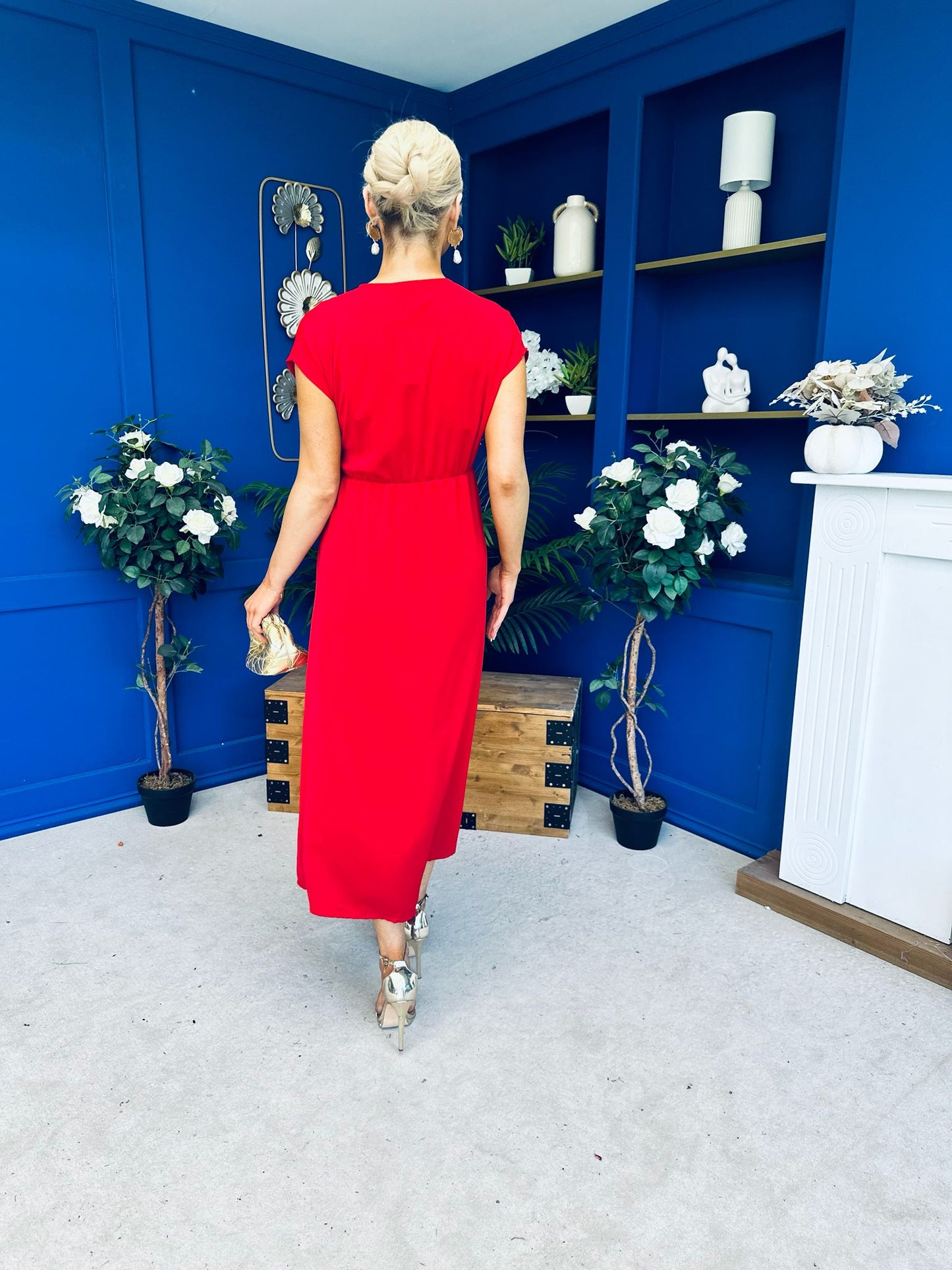 Opal Gold Clasp Detailed Midi Dress Red