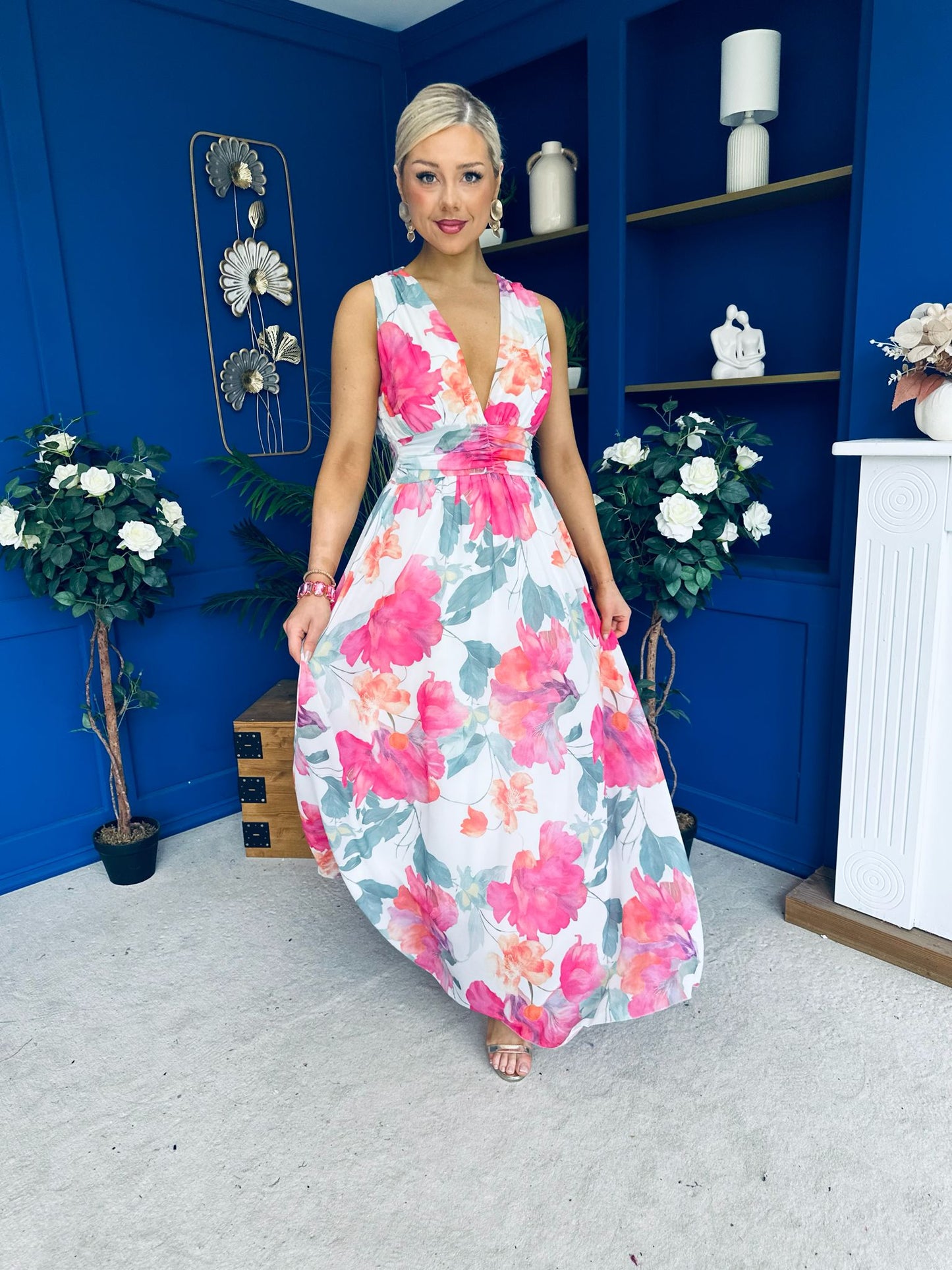Lindsey Plunge Neck Maxi Dress Floral White