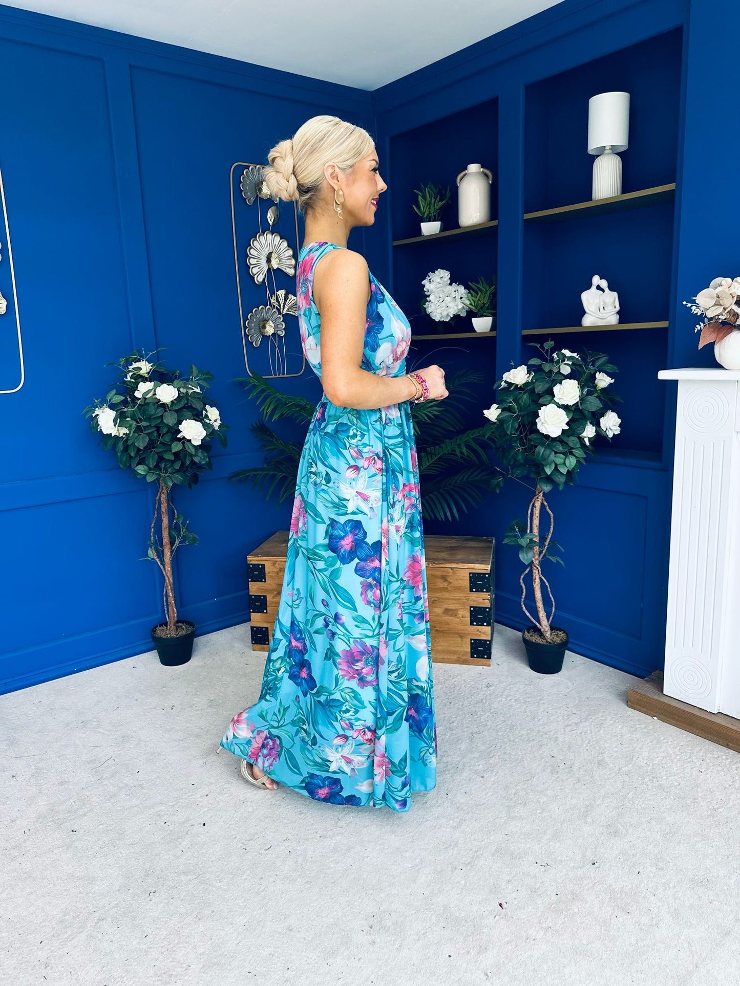 Lindsey Plunge Neck Maxi Dress Floral Blue