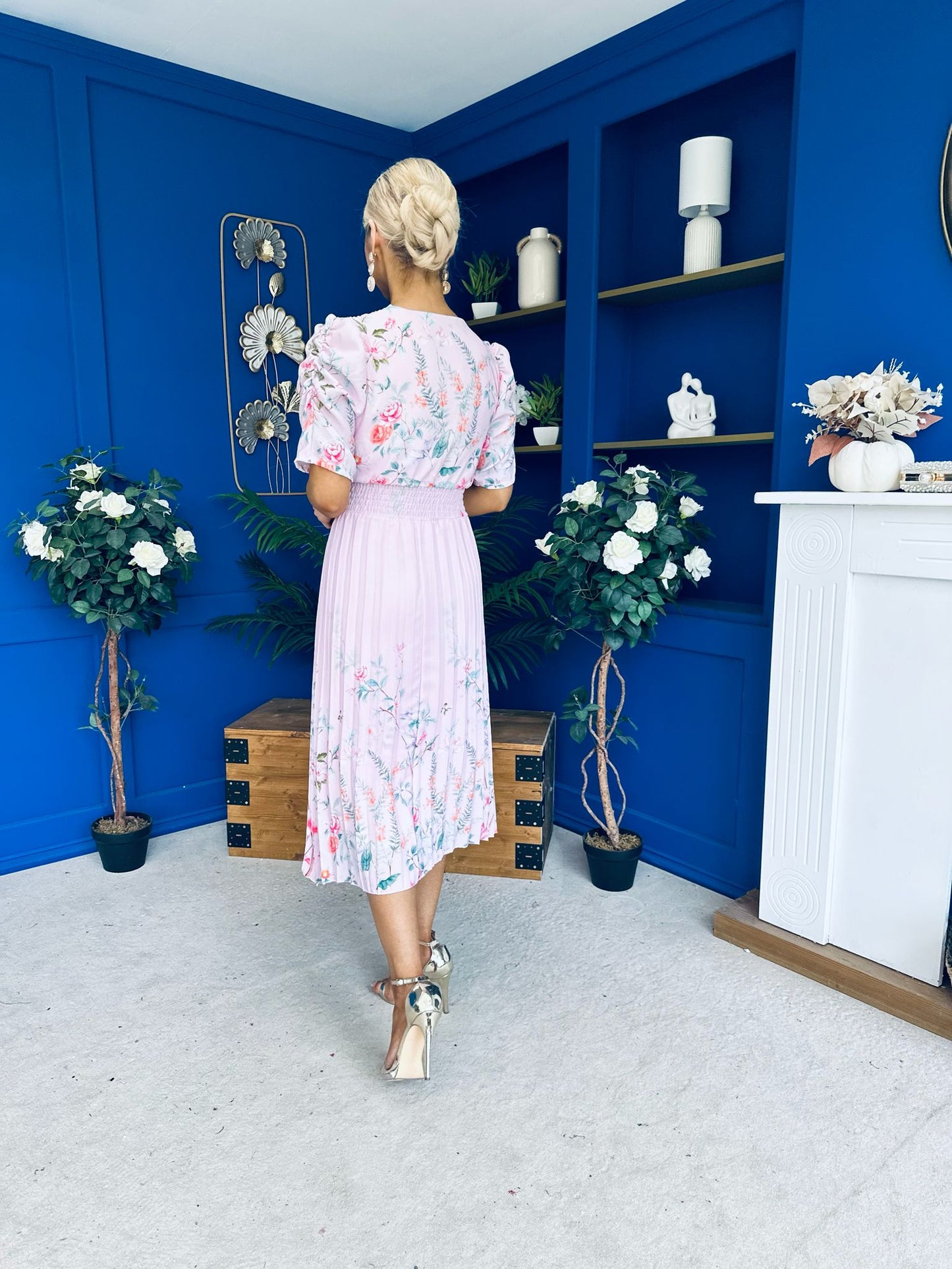 Eirinn Pleated Midi Dress Floral Pwr Pink