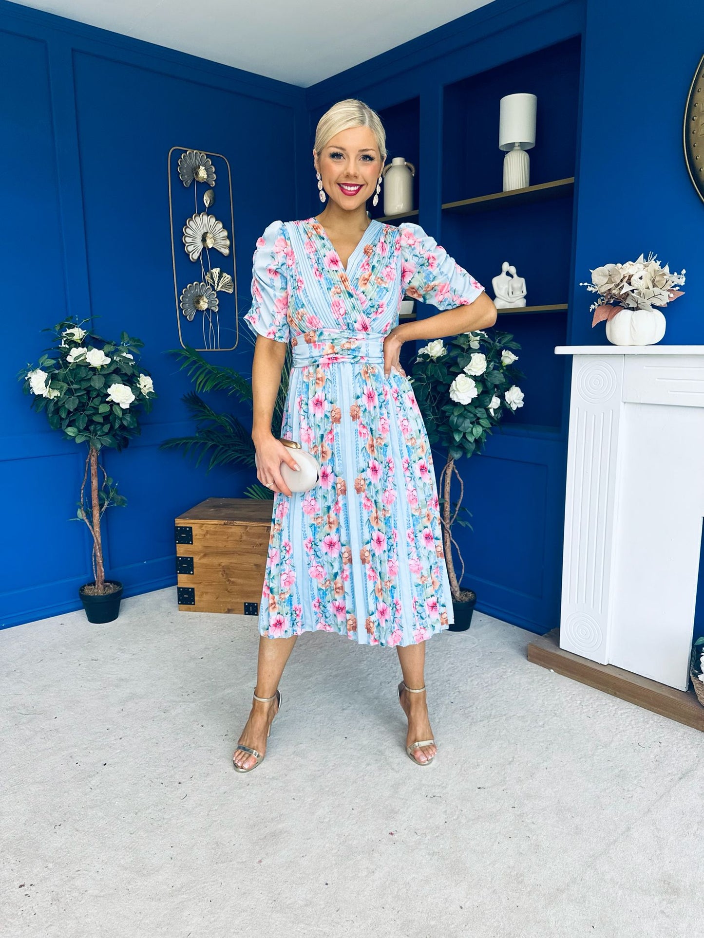 Eirinn Pleated Midi Dress Floral Blue