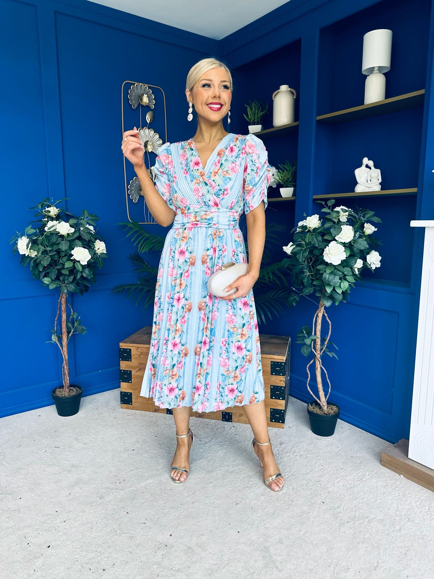 Eirinn Pleated Midi Dress Floral Blue