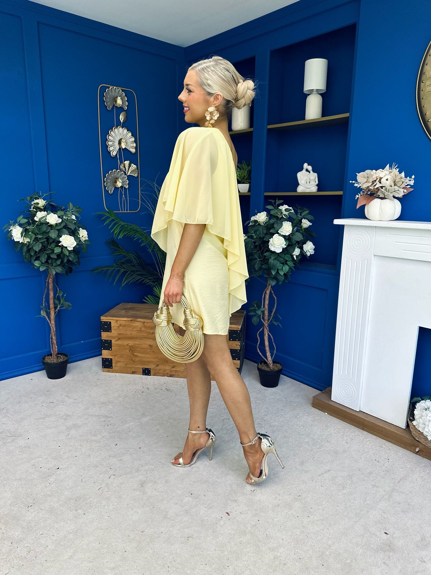 Francesca Cape Detail Shift Dress Yellow