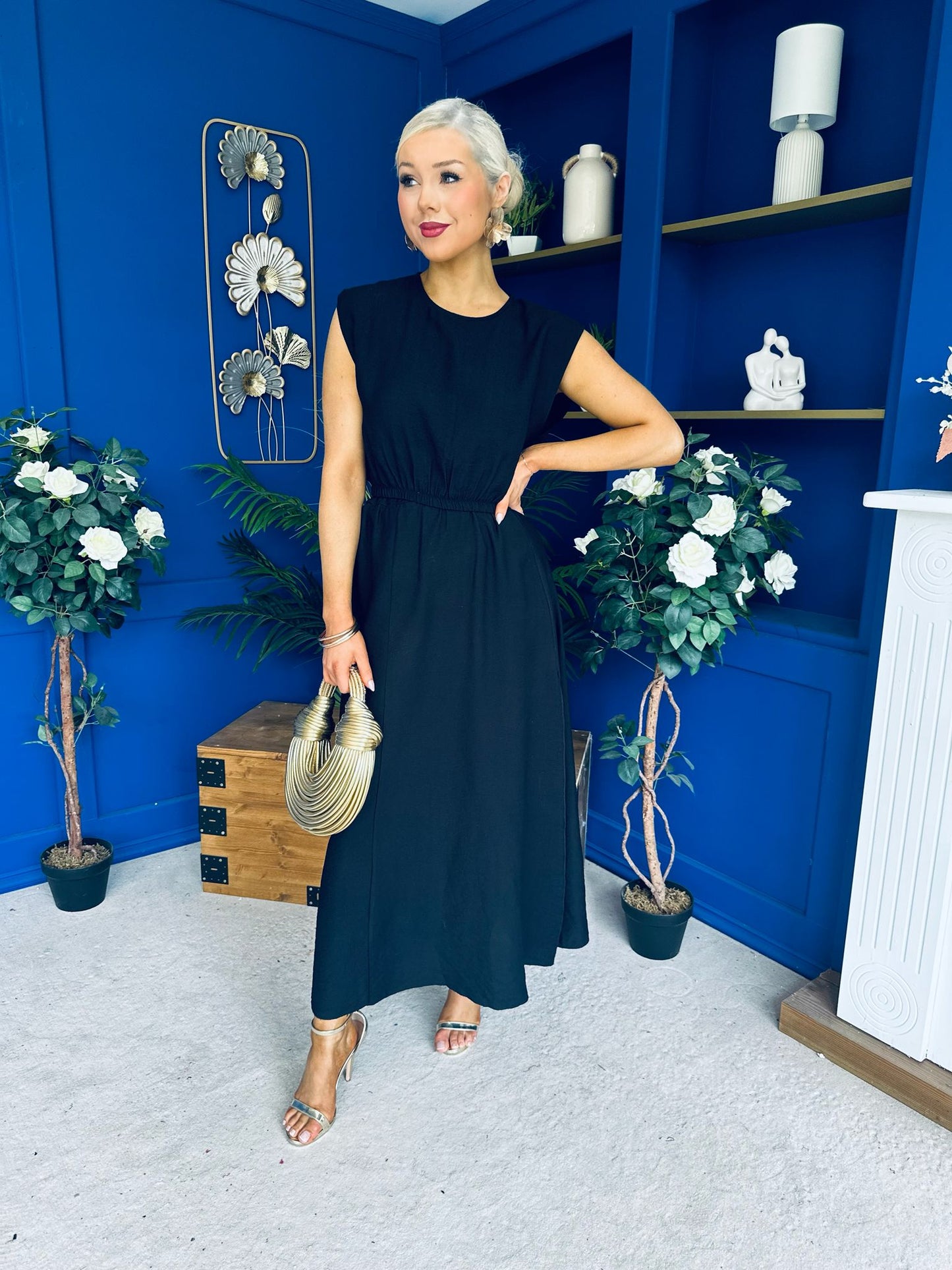 Antonia Detailed Top & Skirt Set Black