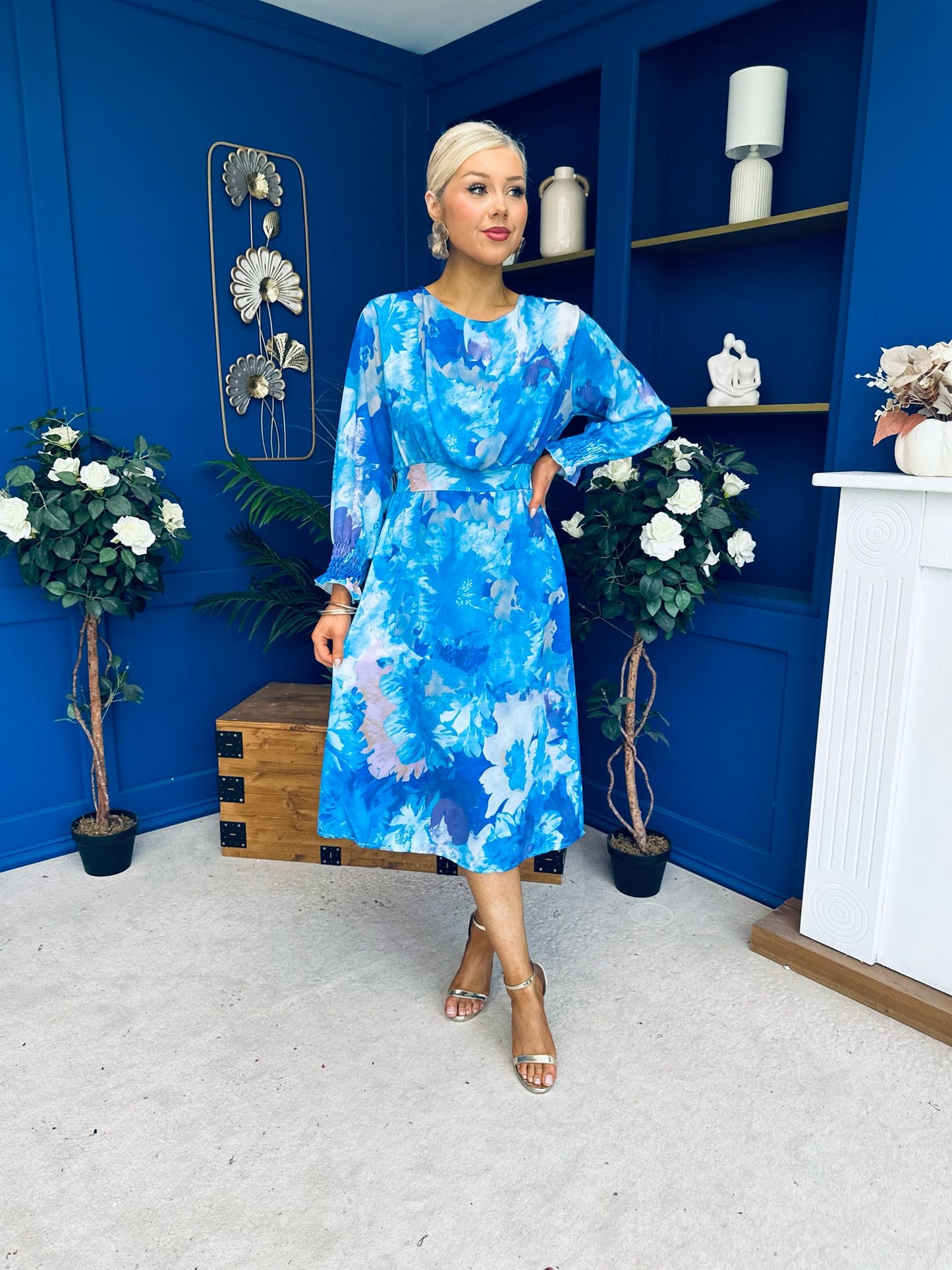 Mollie Banded Midi Dress Floral Blue