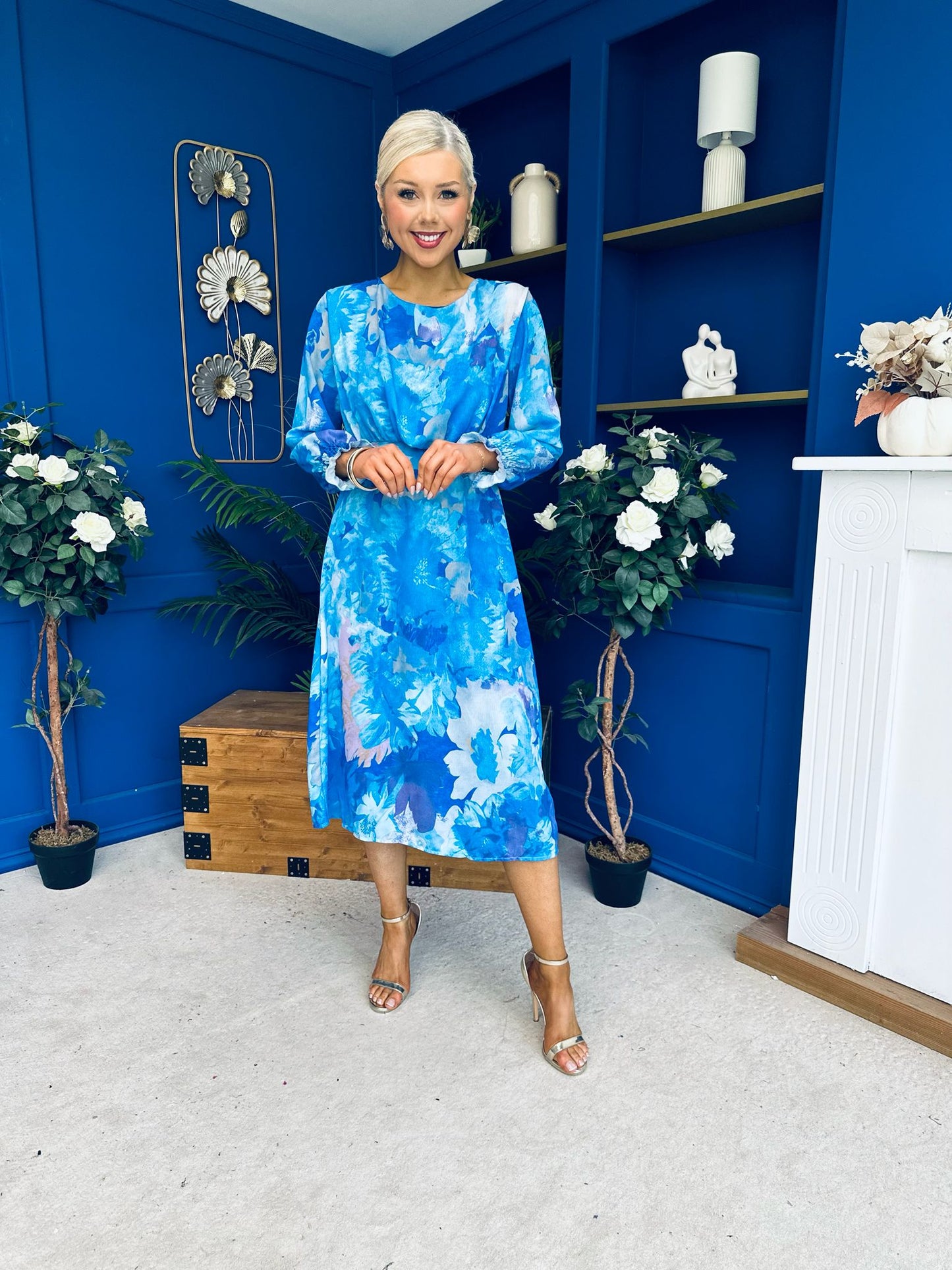 Mollie Banded Midi Dress Floral Blue