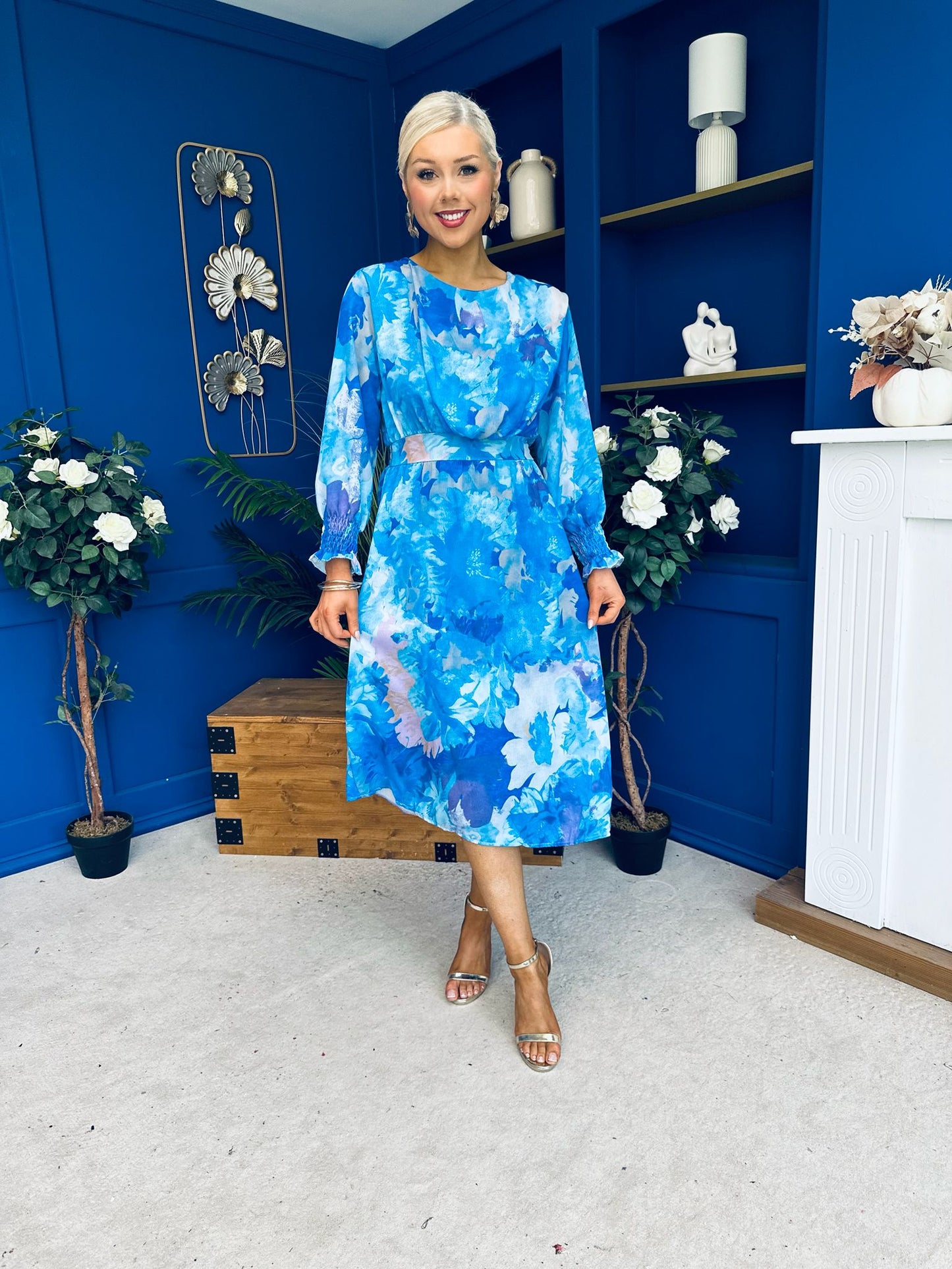 Mollie Banded Midi Dress Floral Blue