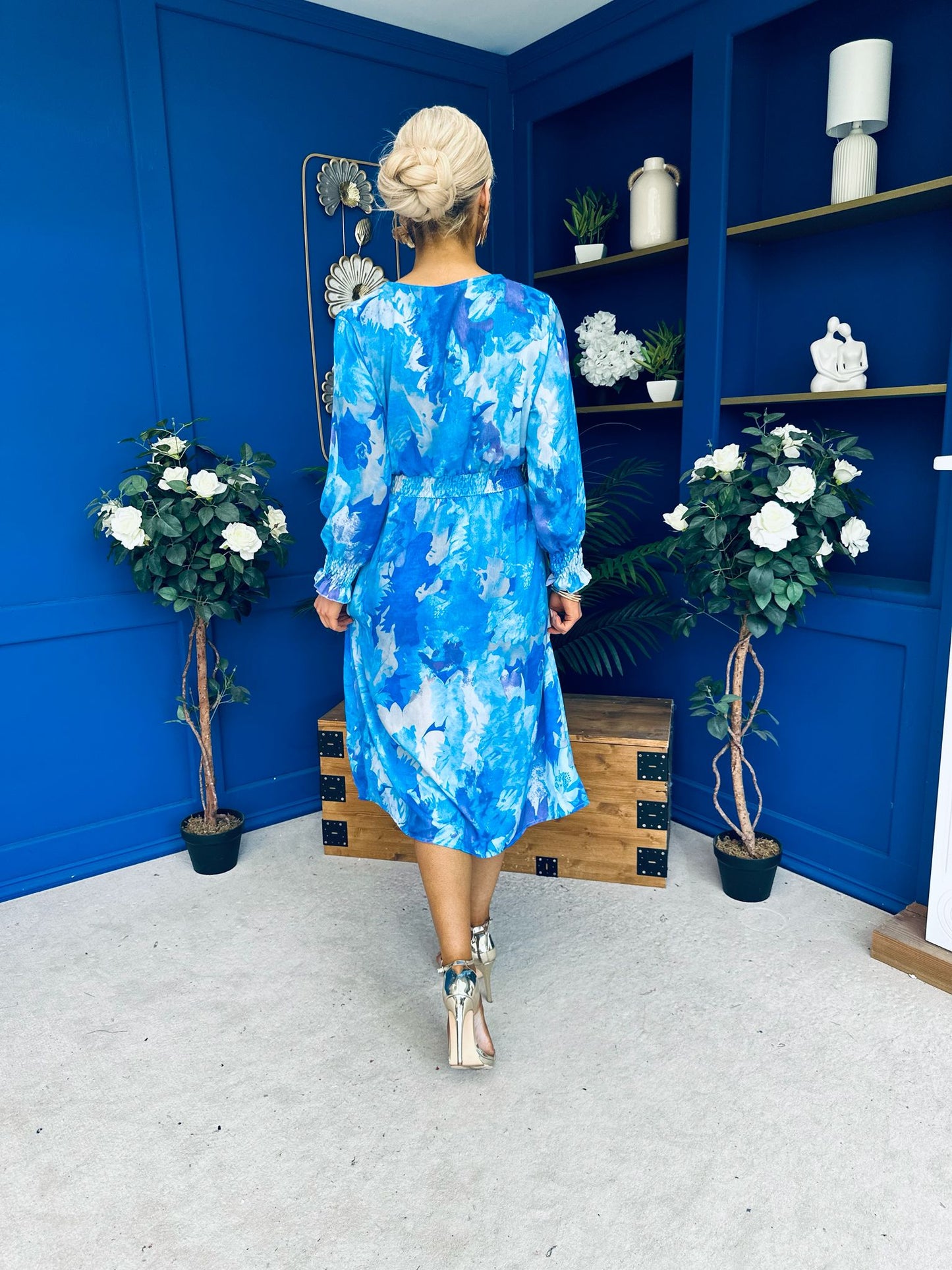 Mollie Banded Midi Dress Floral Blue