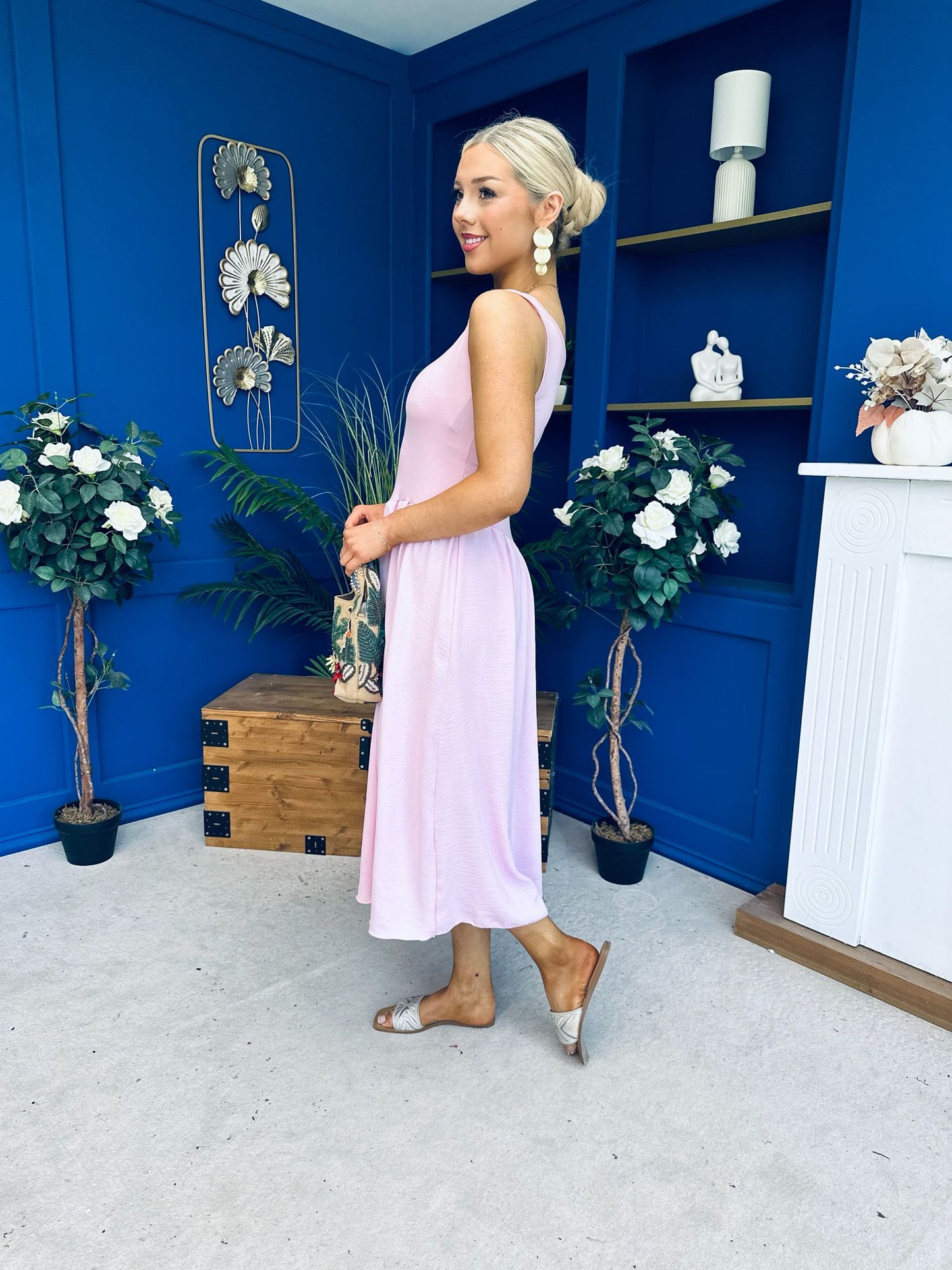 Amanda Detailed Midi Dress Baby Pink