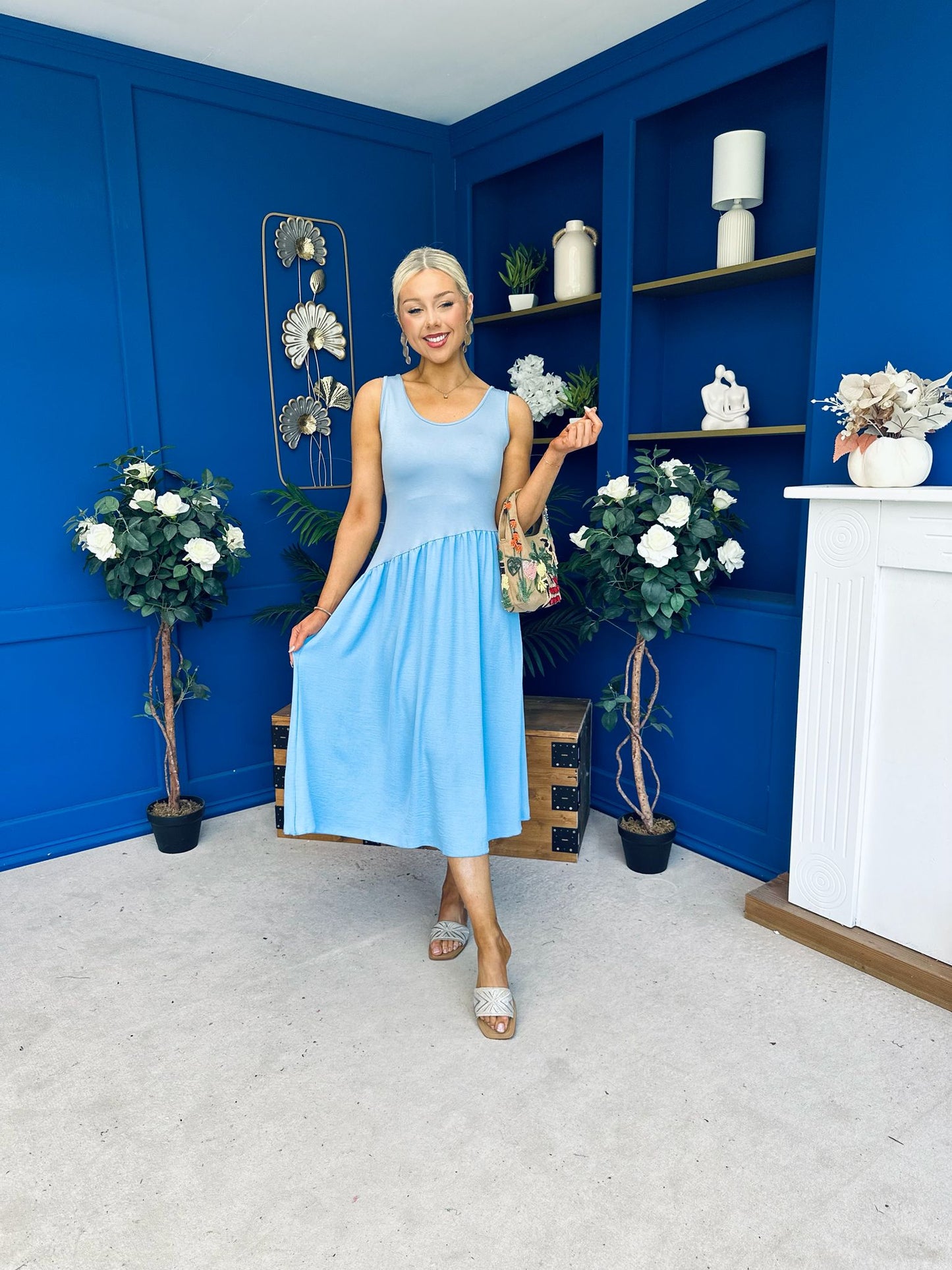 Amanda Detailed Midi Dress Sky Blue