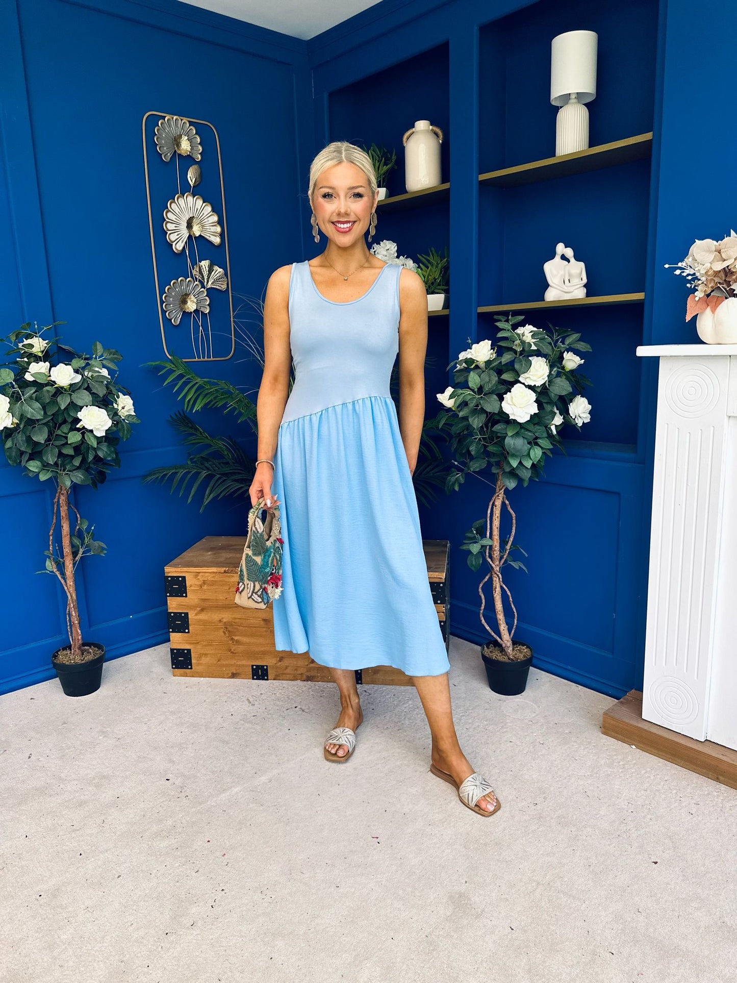 Amanda Detailed Midi Dress Sky Blue