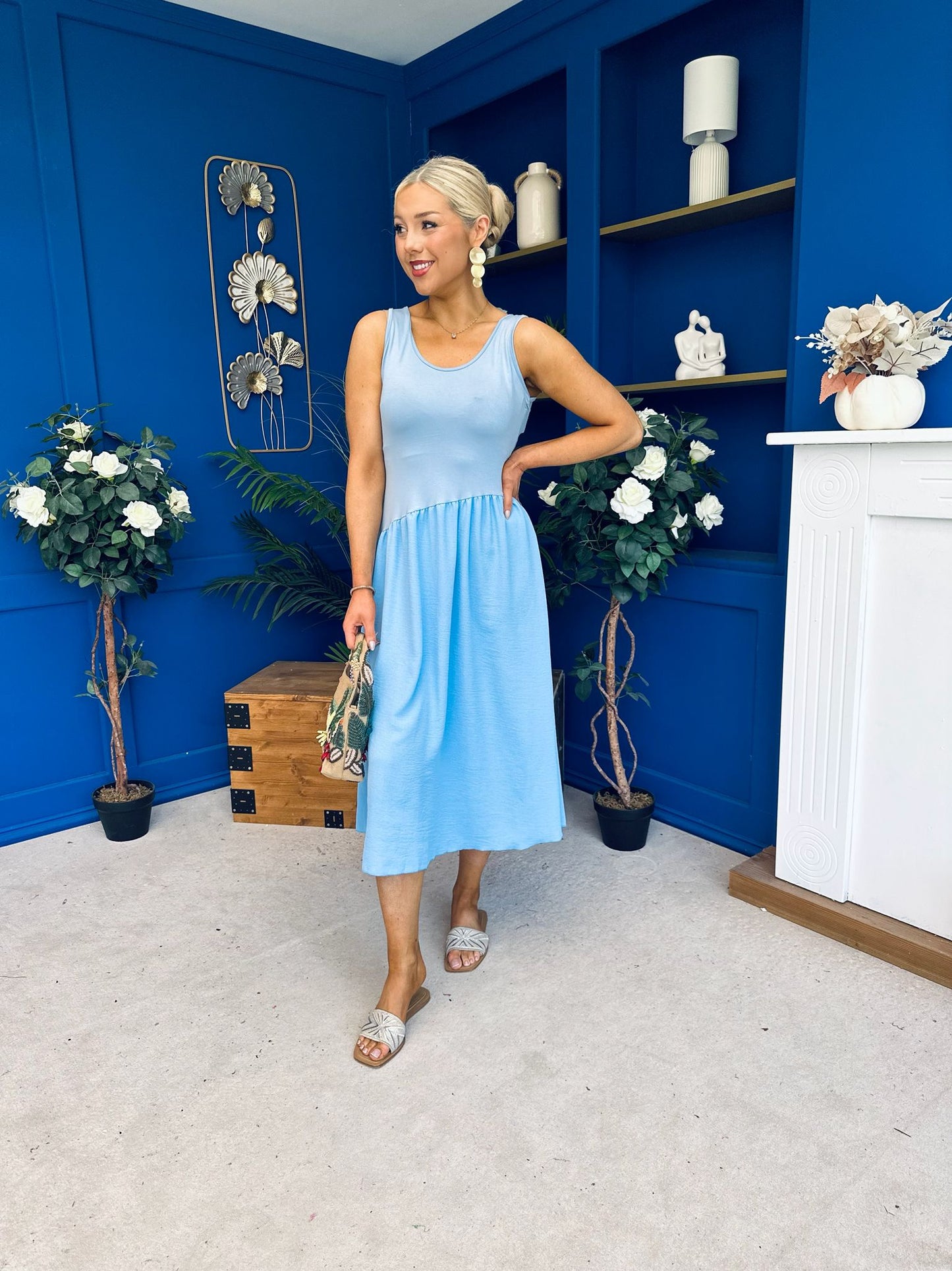 Amanda Detailed Midi Dress Sky Blue