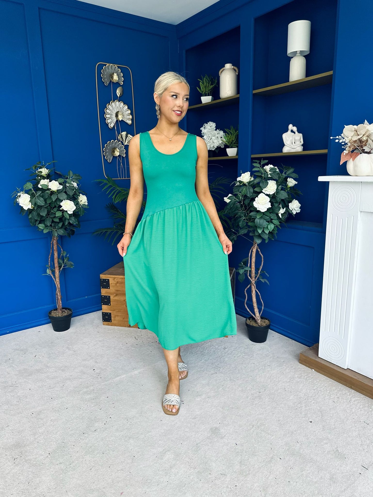 Amanda Detailed Midi Dress Emerald