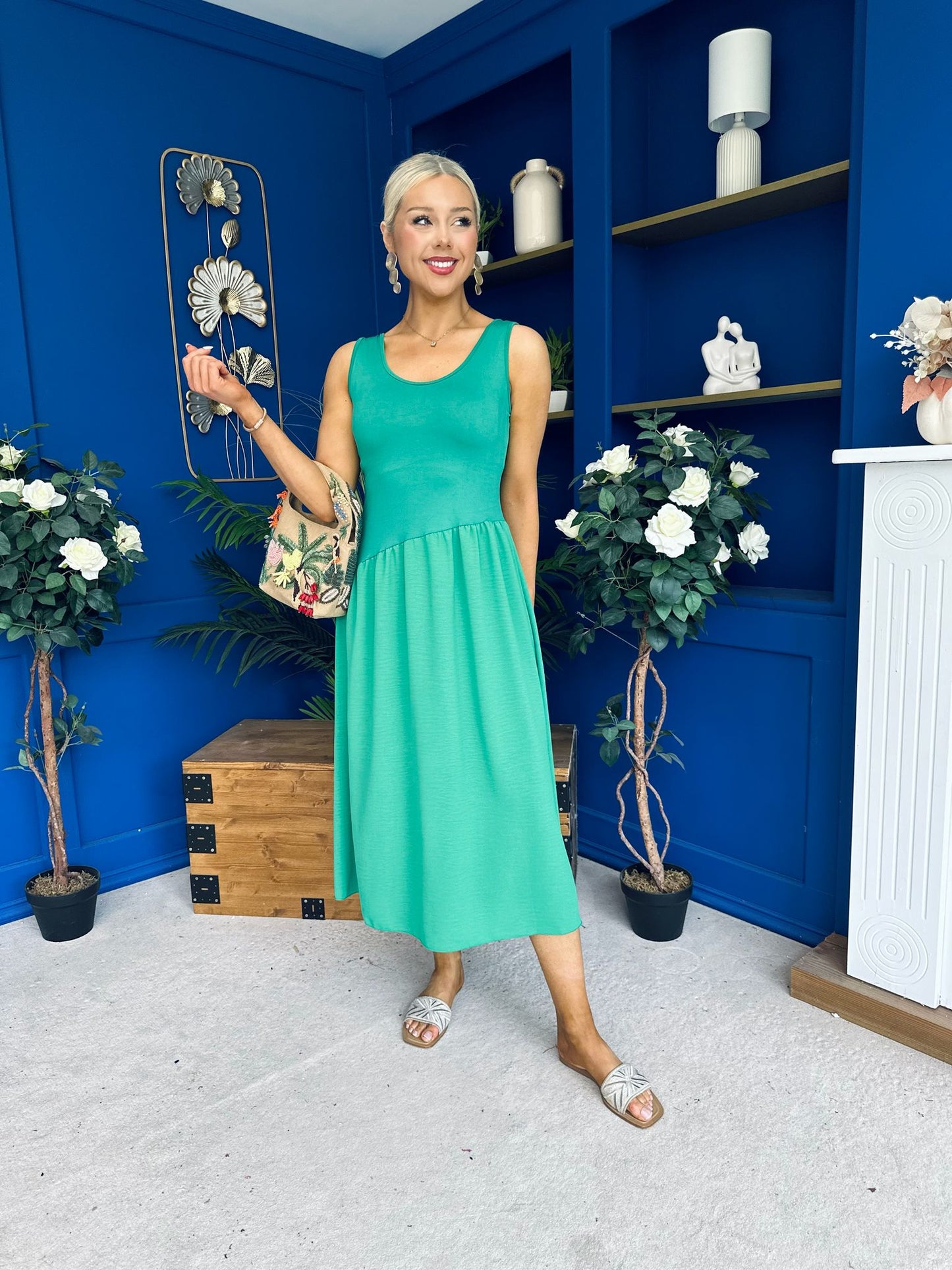 Amanda Detailed Midi Dress Emerald