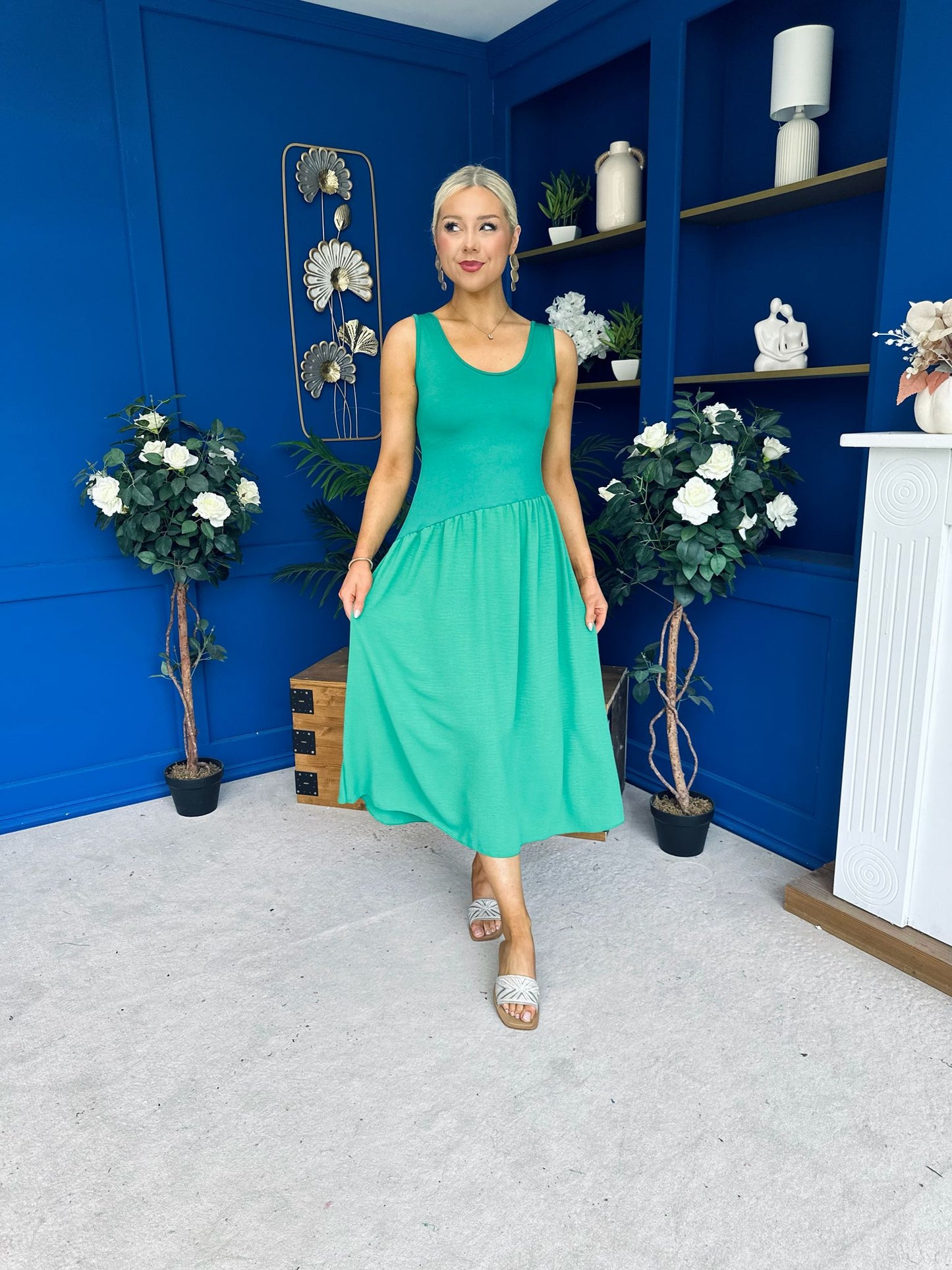 Amanda Detailed Midi Dress Emerald