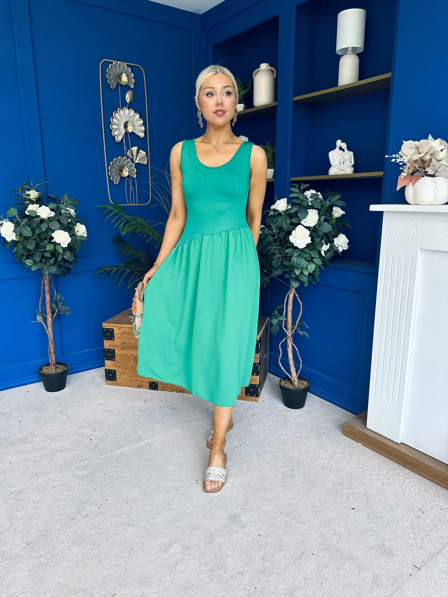Amanda Detailed Midi Dress Emerald