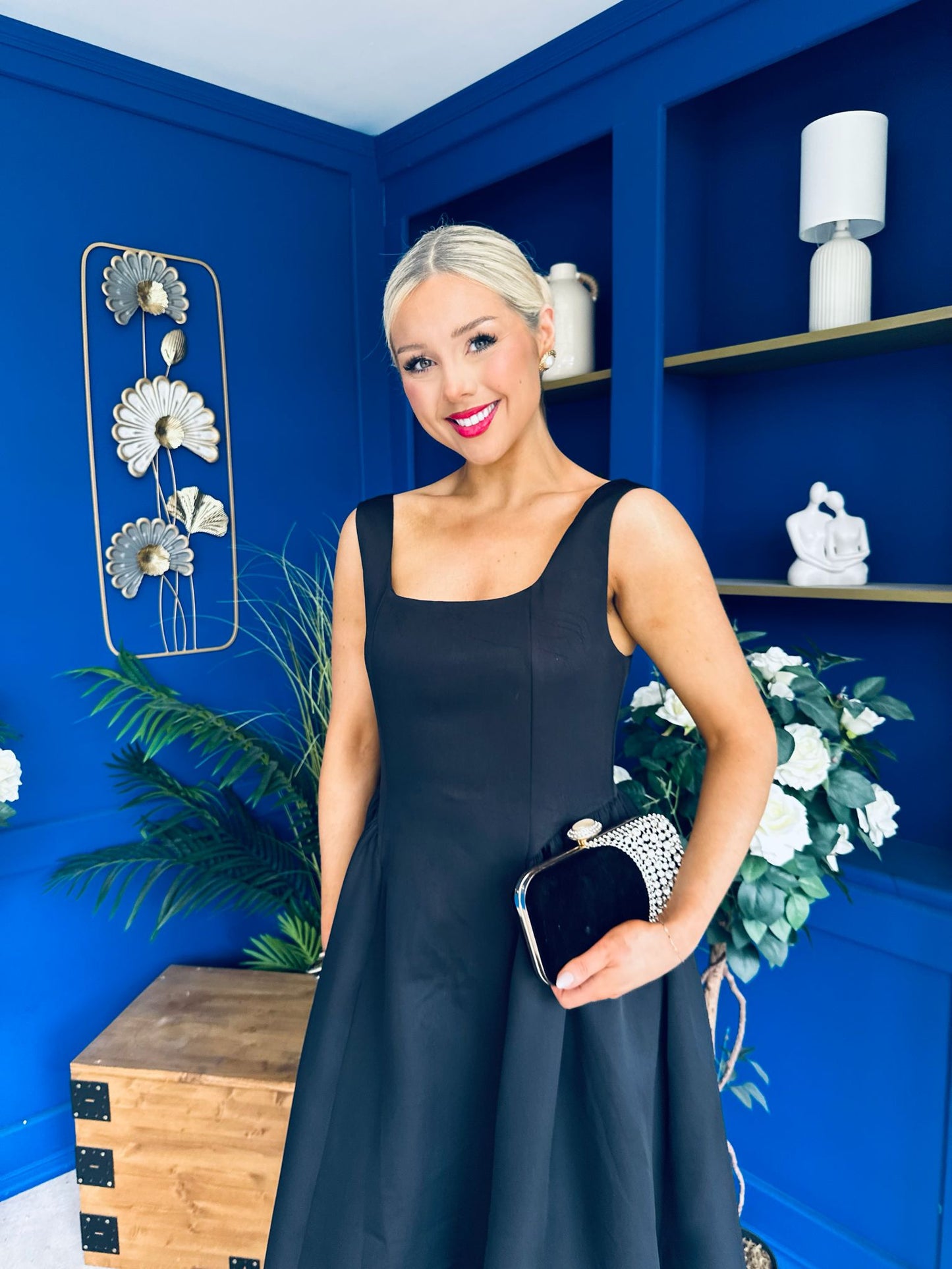 Miranda Square Neck Detailed Midi Dress Black