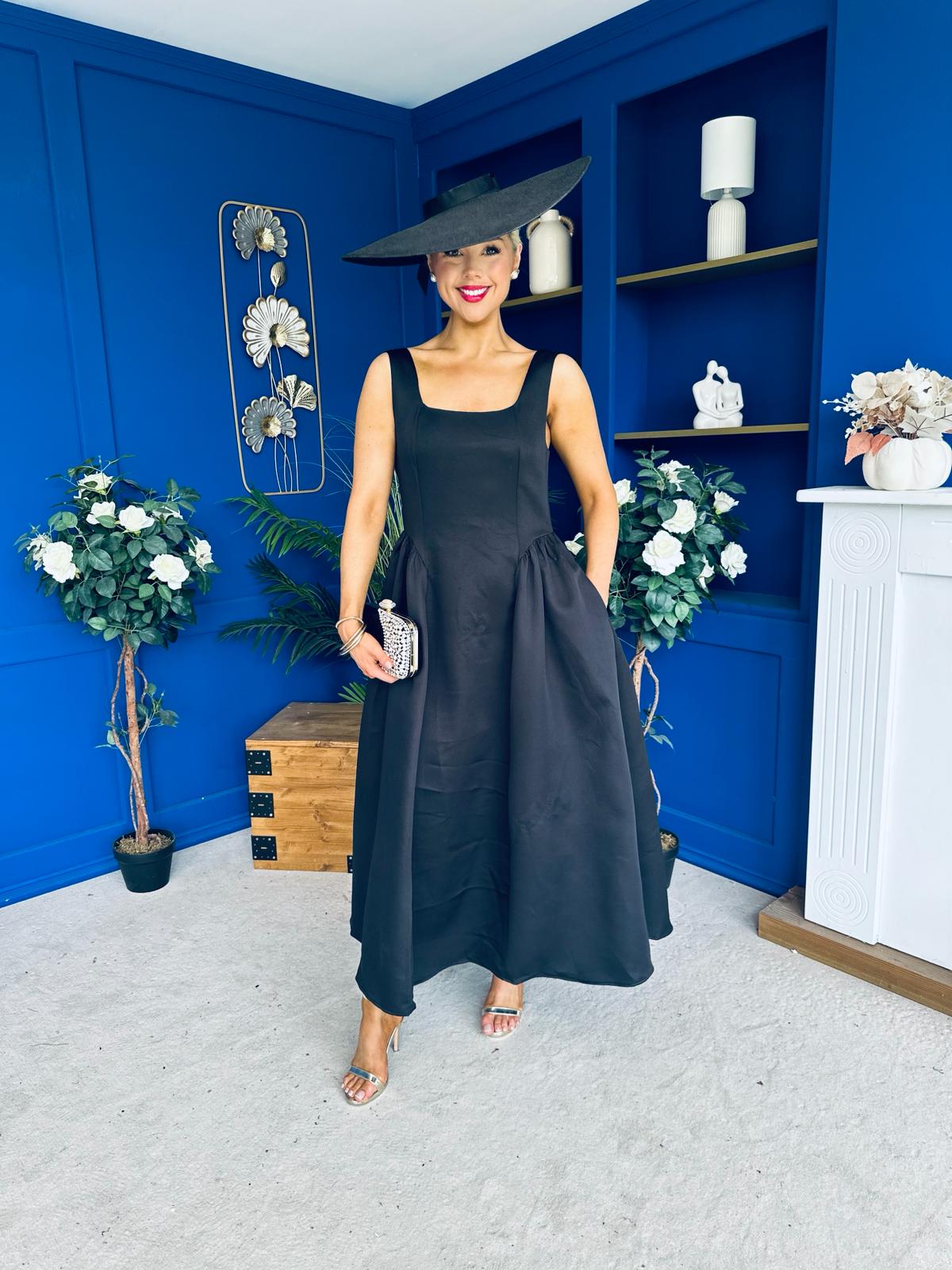 Miranda Square Neck Detailed Midi Dress Black