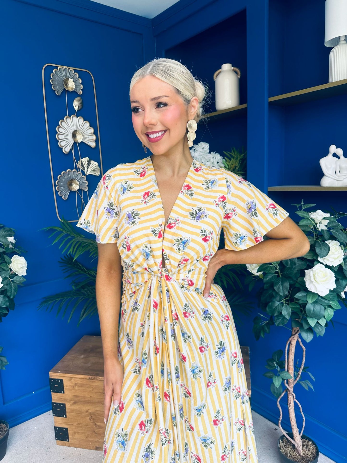 Skylar Twist Detail Midi Dress Striped Floral Yellow