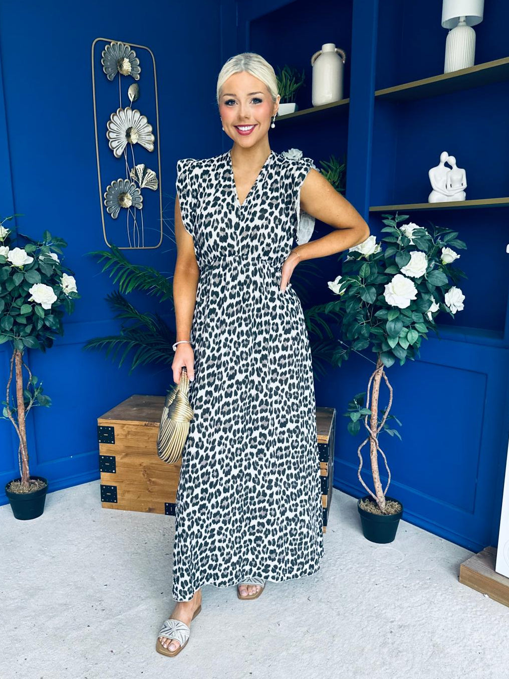 Gerri Sleeveles Midi Dress Leopard Black