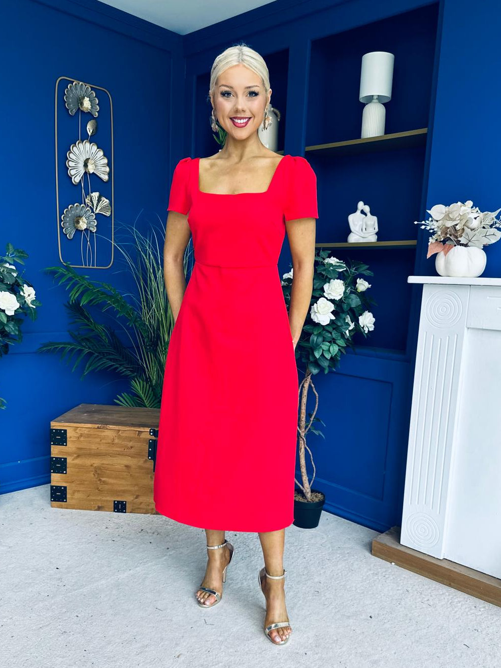 Valentina Square Neck Short Sleeve Midi Dress Red
