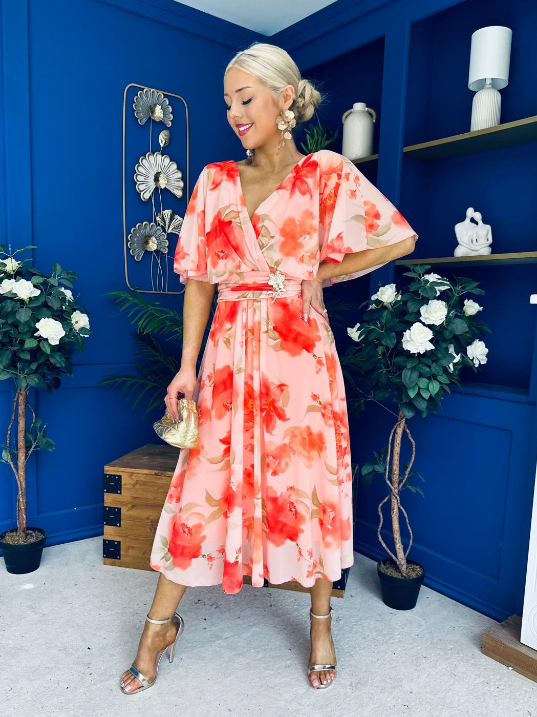 Julia Cape Detailed Midi Dress Floral Coral