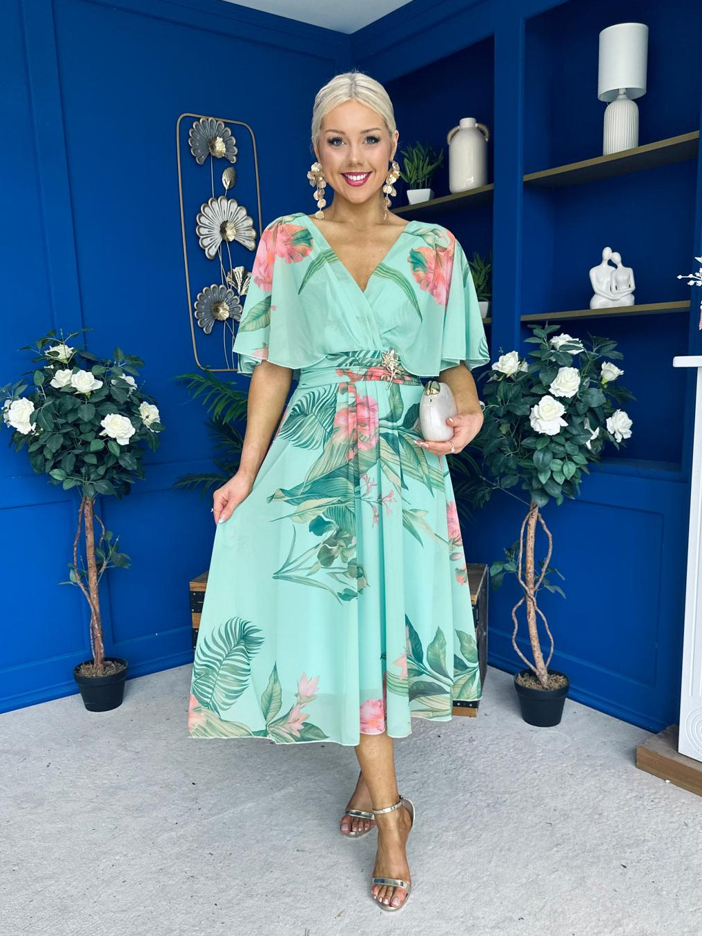 Julia Cape Detailed Midi Dress Floral Pastel