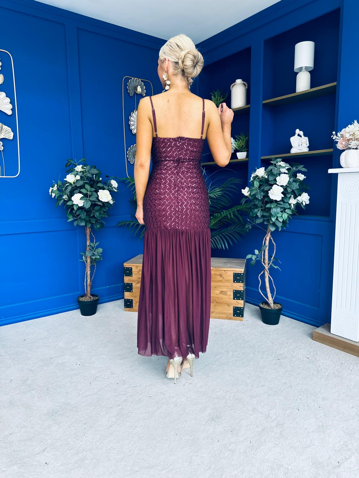 Karly Detailed Sequin Occasion Dress Burgundy