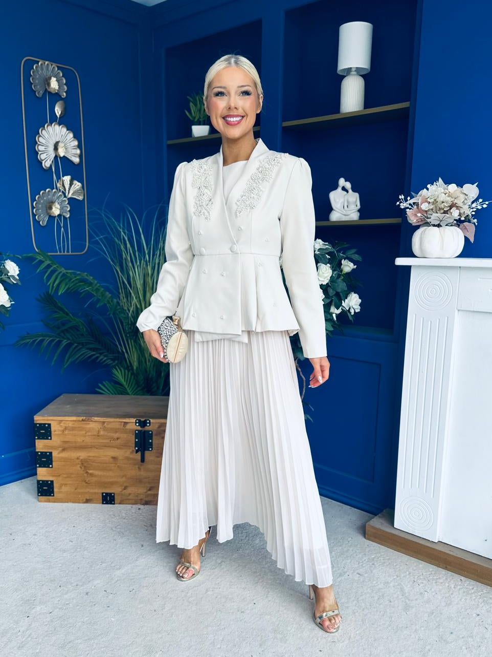 Diana Embellished Jacket & Pleated Skirt Set Cream