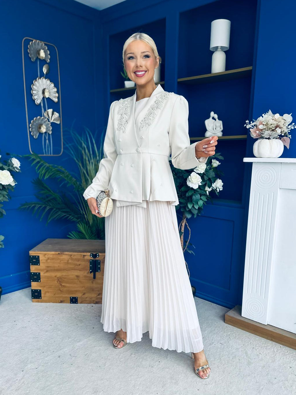 Diana Embellished Jacket & Pleated Skirt Set Cream