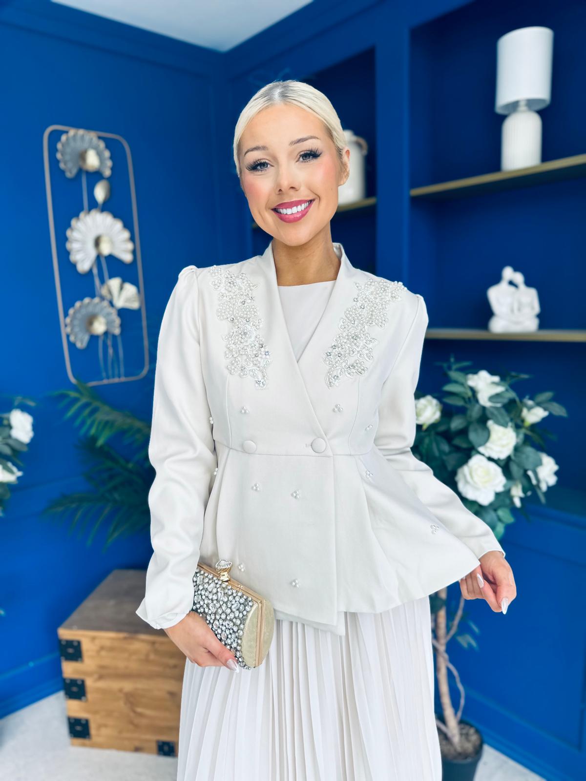 Diana Embellished Jacket & Pleated Skirt Set Cream
