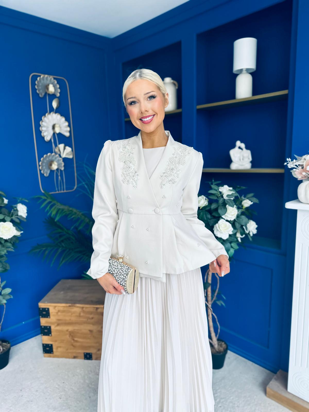 Diana Embellished Jacket & Pleated Skirt Set Cream