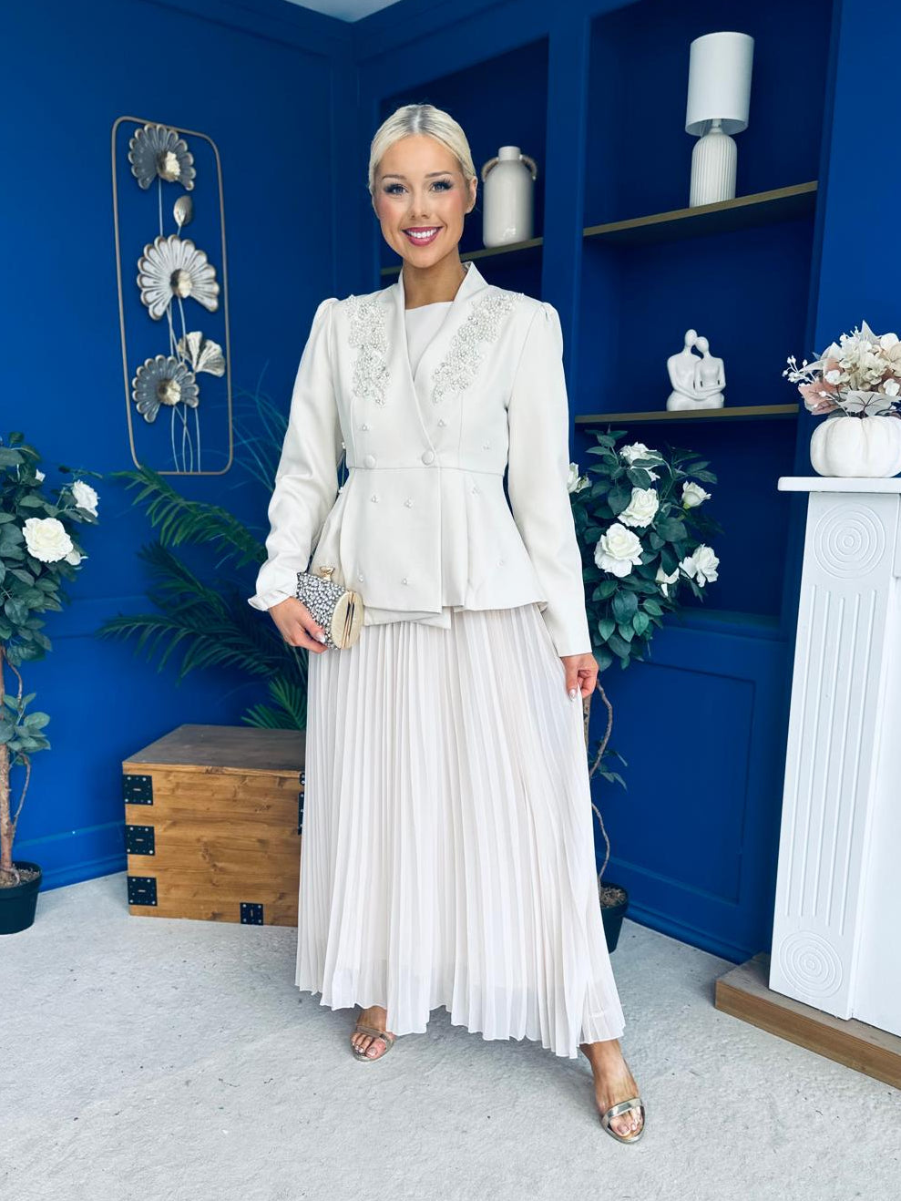 Diana Embellished Jacket & Pleated Skirt Set Cream