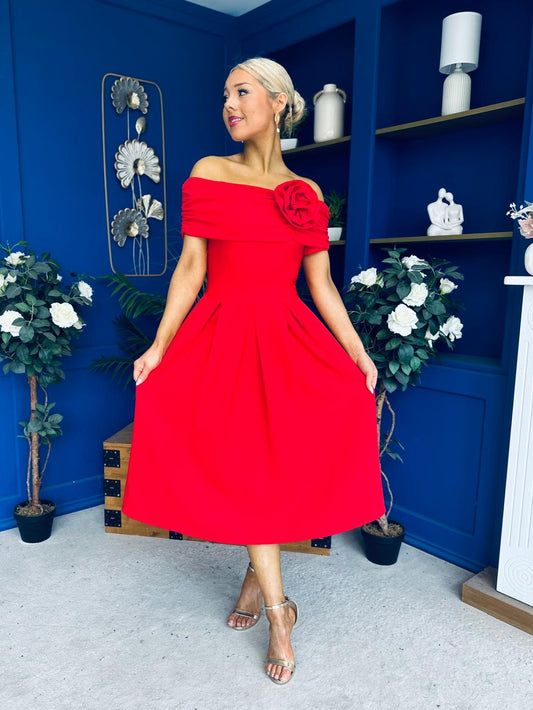 Helen Detailed Bardot Midi Dress Red