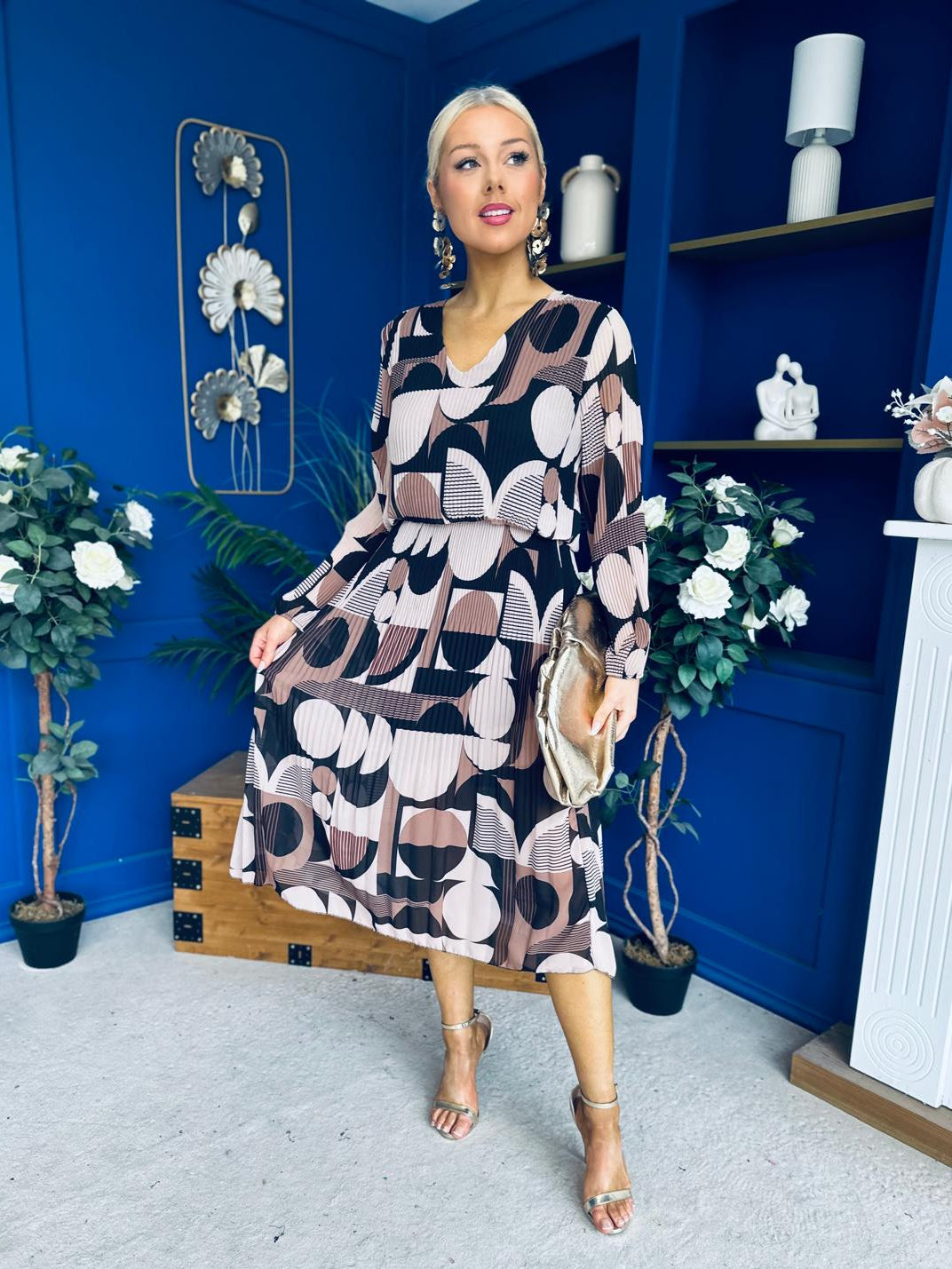 Kiley Pleated Midi Dress Geo Autumn