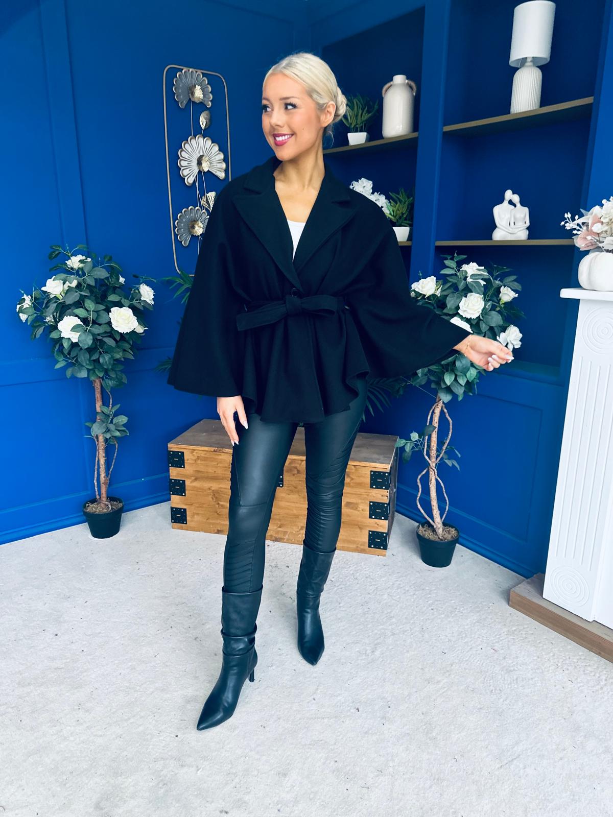 Tara Detailed Cape Jacket Black