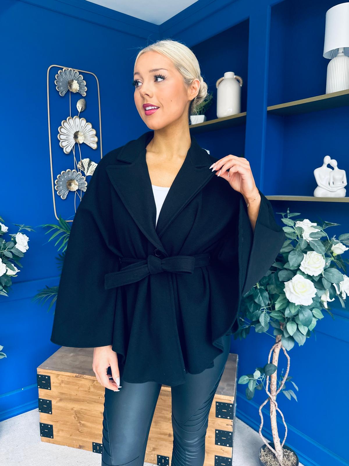 Tara Detailed Cape Jacket Black